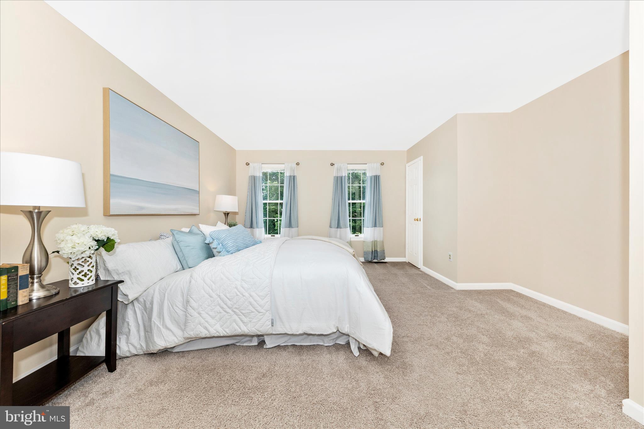 AURORA HILLS - Residential