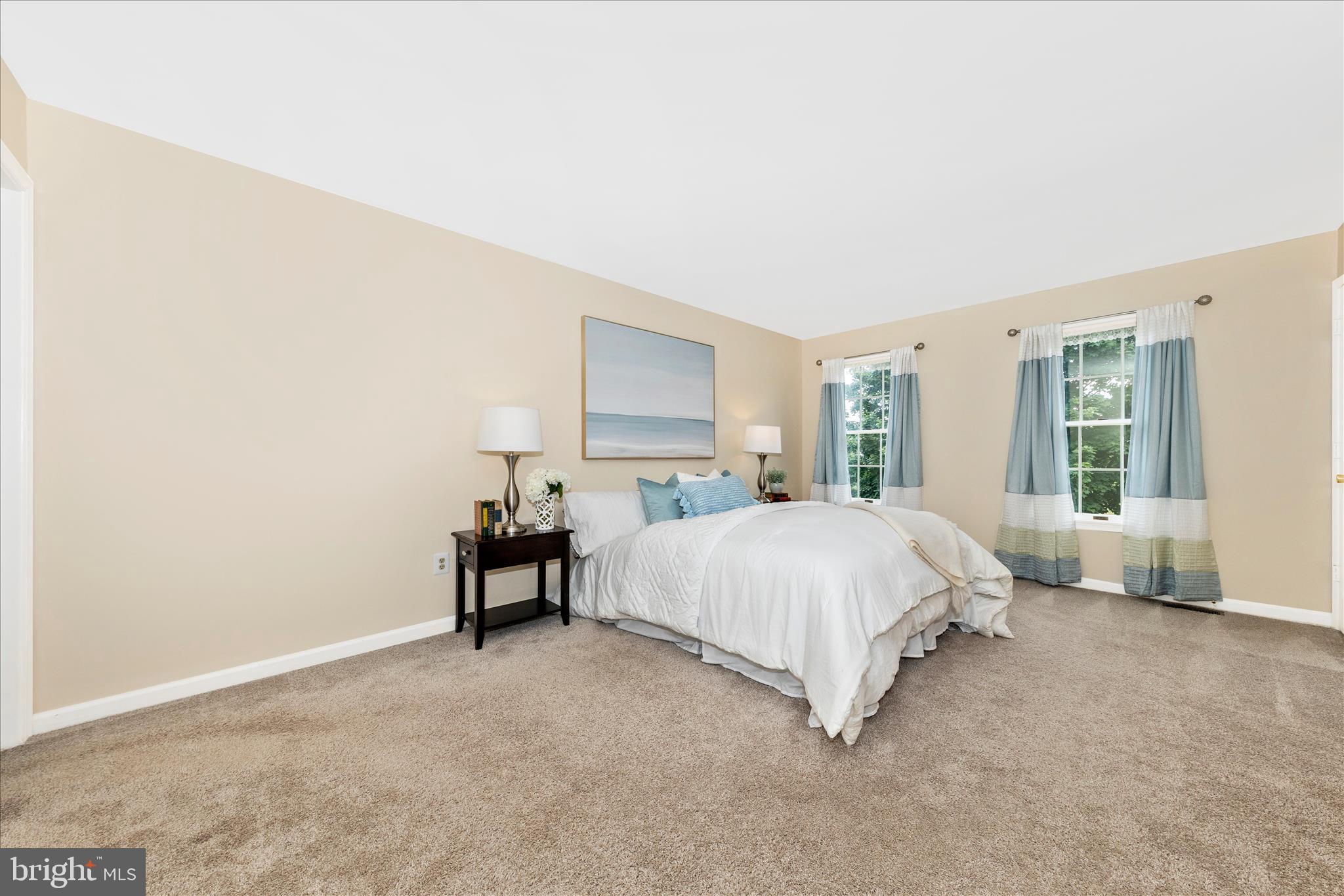 AURORA HILLS - Residential