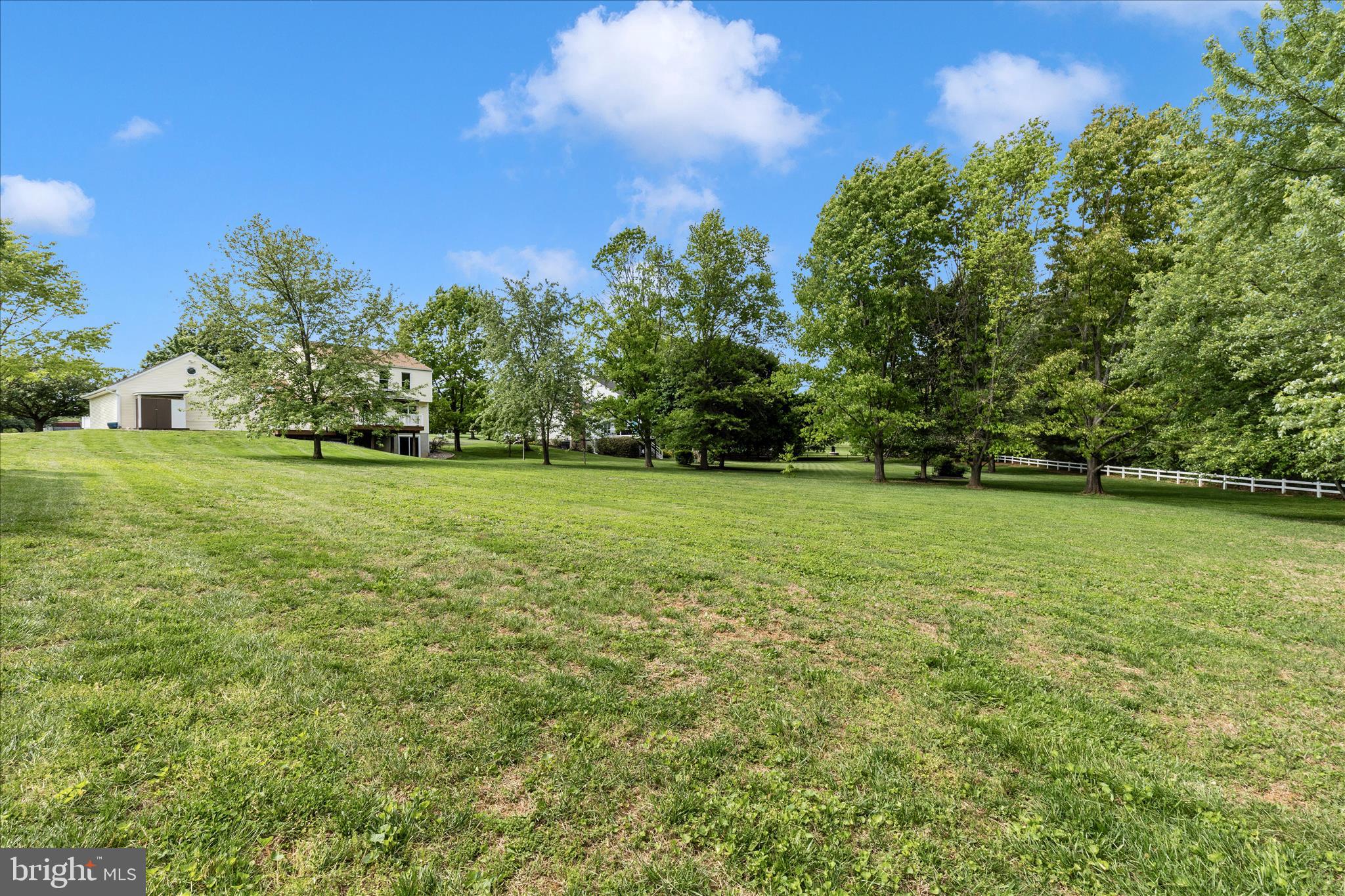 AURORA HILLS - Residential