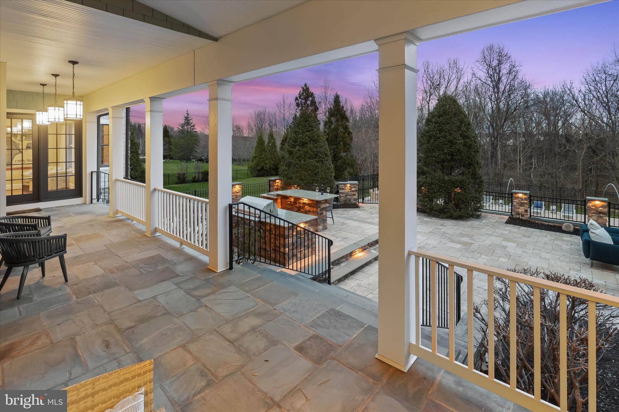 WALNUT GROVE - Residential