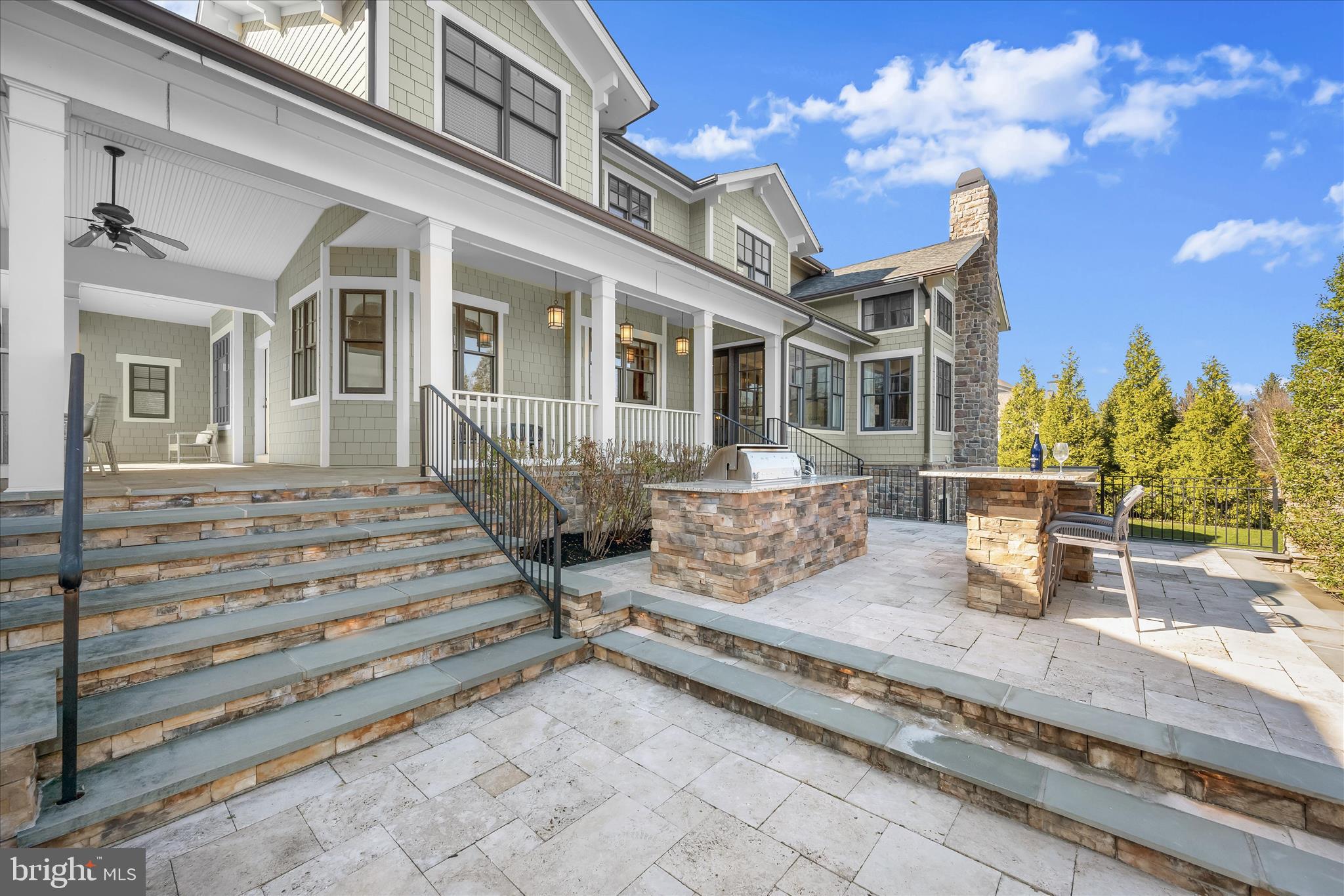 WALNUT GROVE - Residential