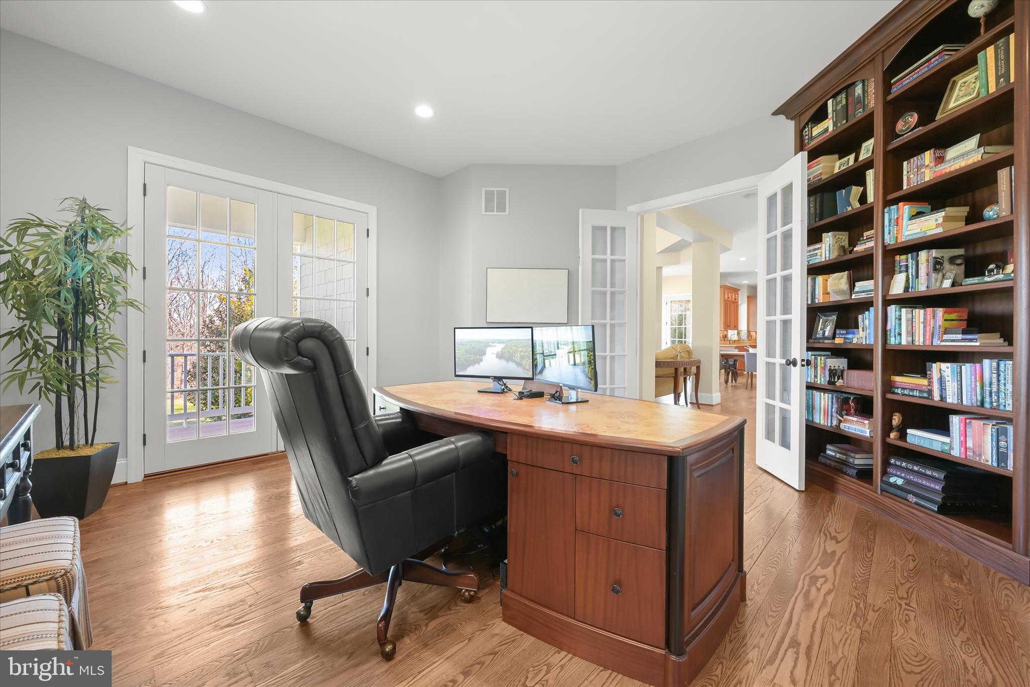 WALNUT GROVE - Residential