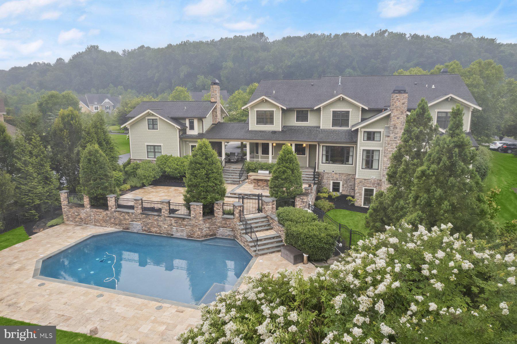 WALNUT GROVE - Residential