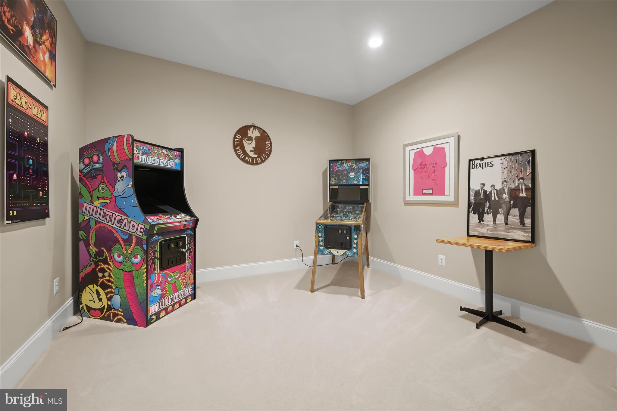 WALNUT GROVE - Residential