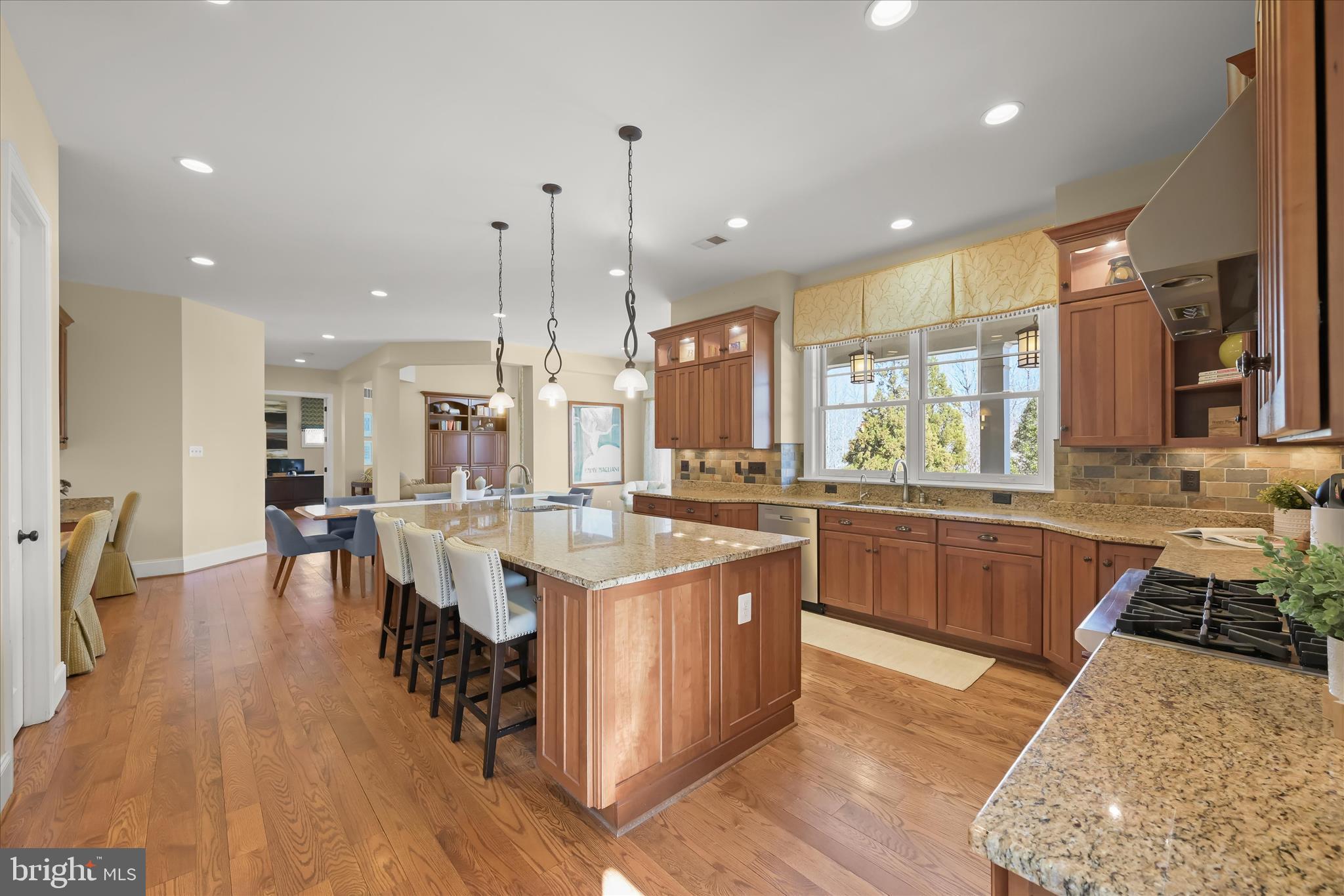 WALNUT GROVE - Residential