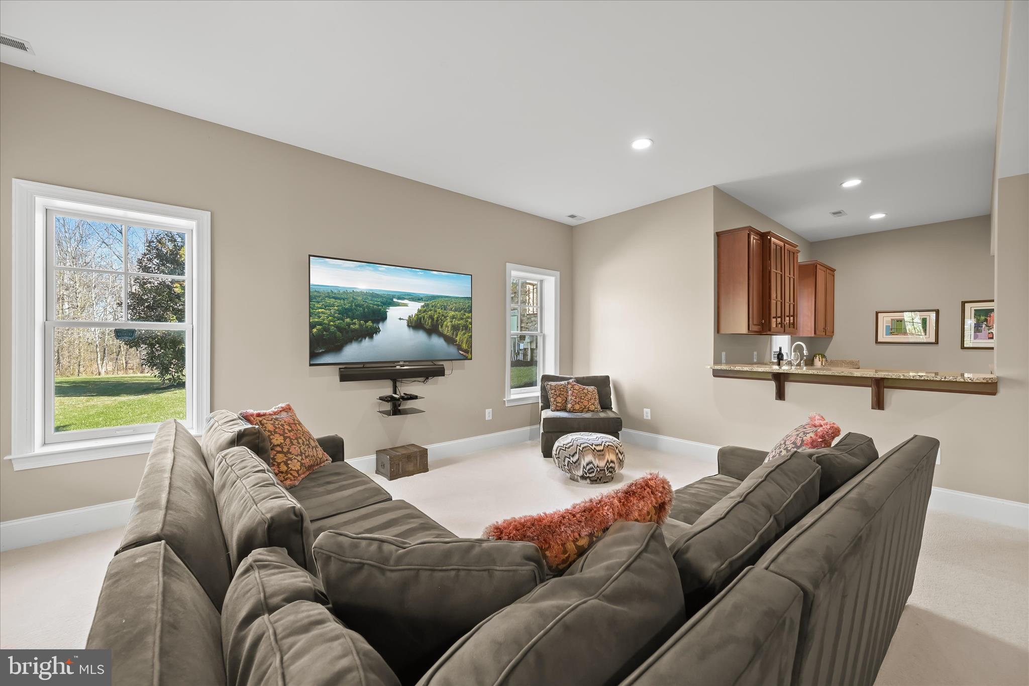 WALNUT GROVE - Residential