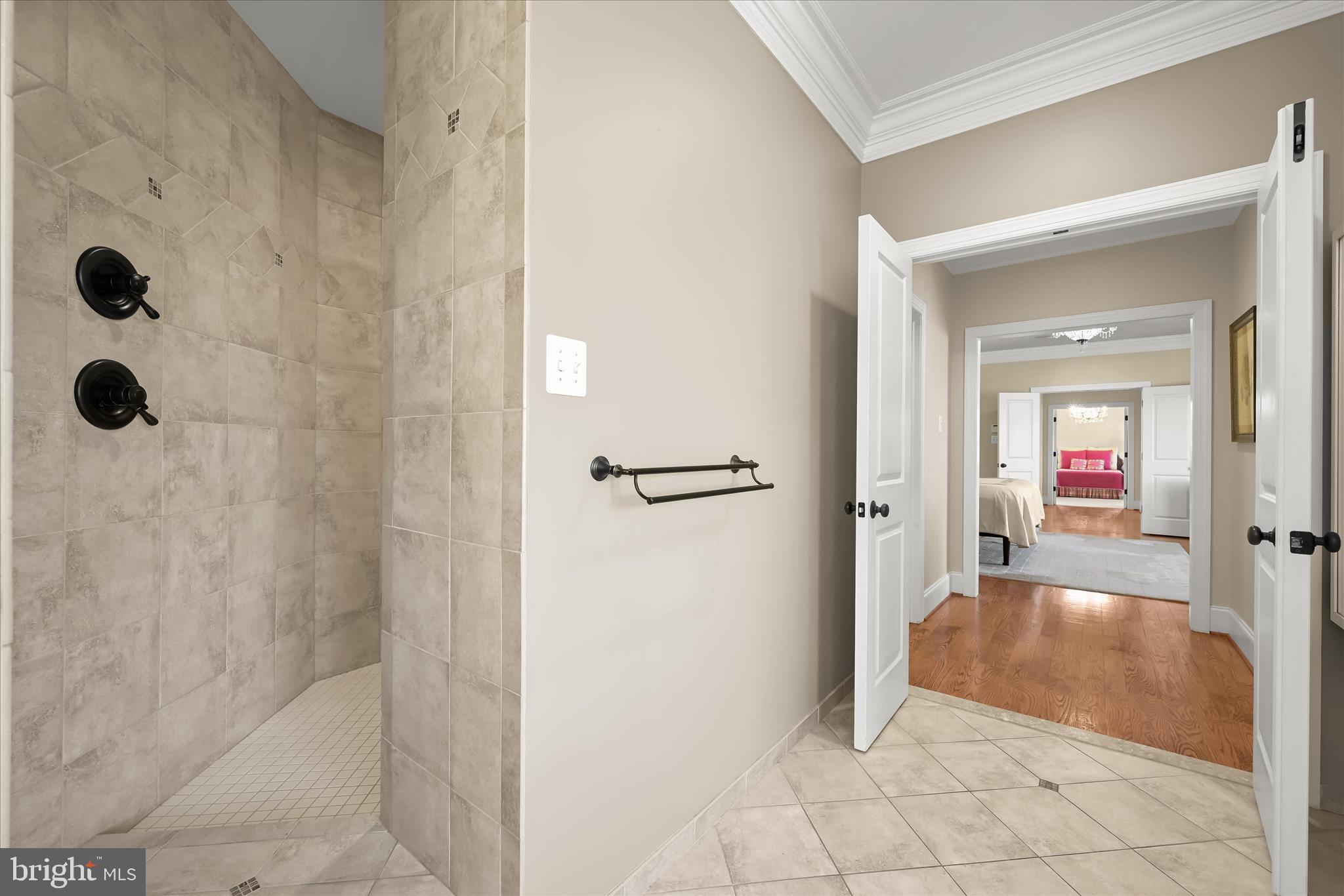 WALNUT GROVE - Residential