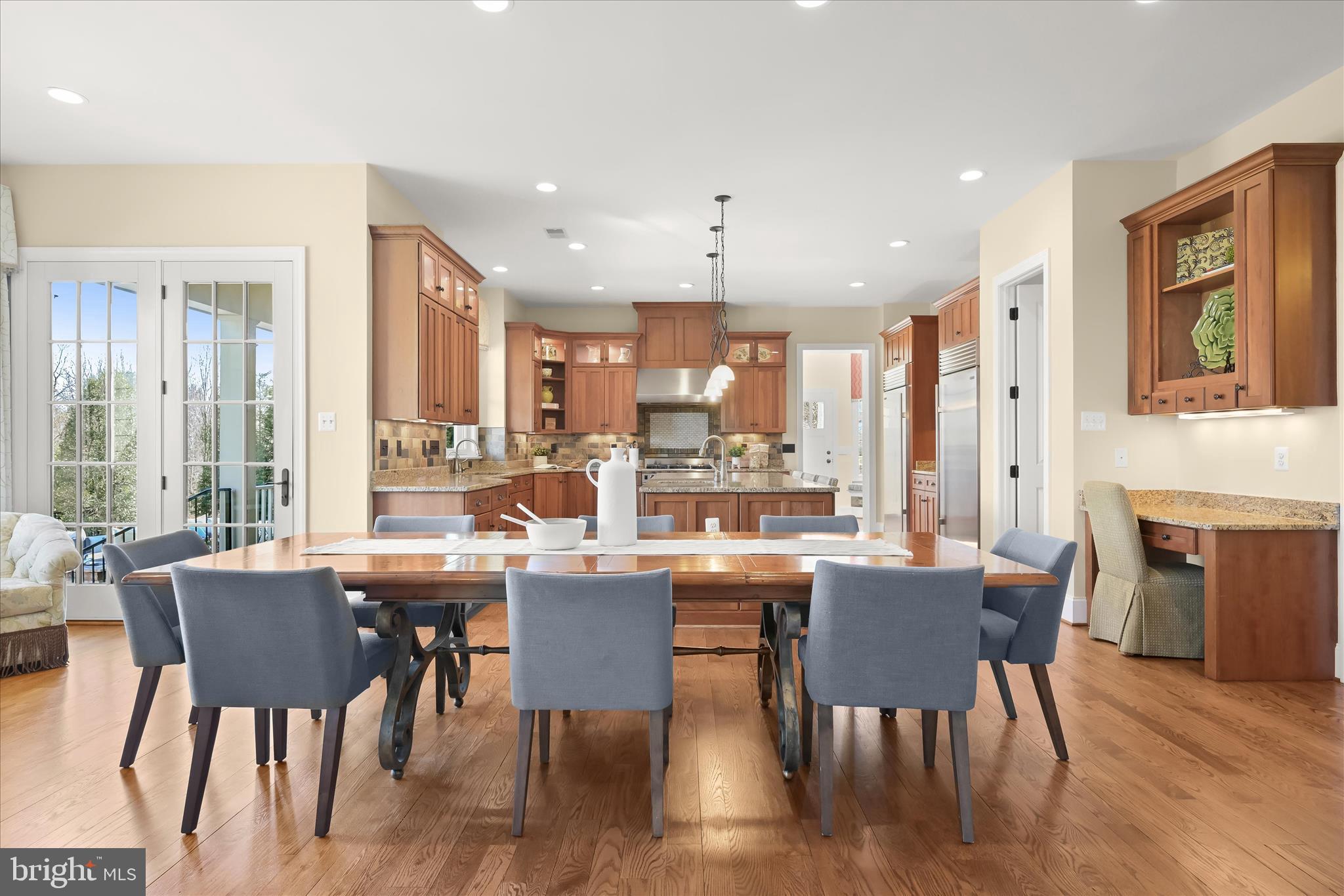 WALNUT GROVE - Residential