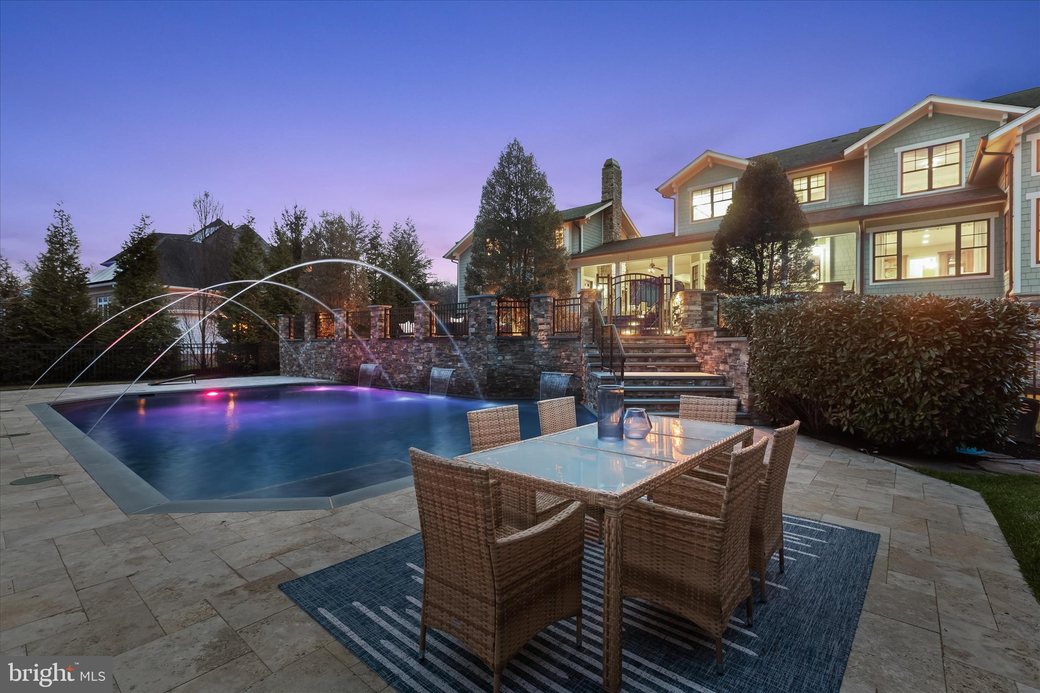 WALNUT GROVE - Residential