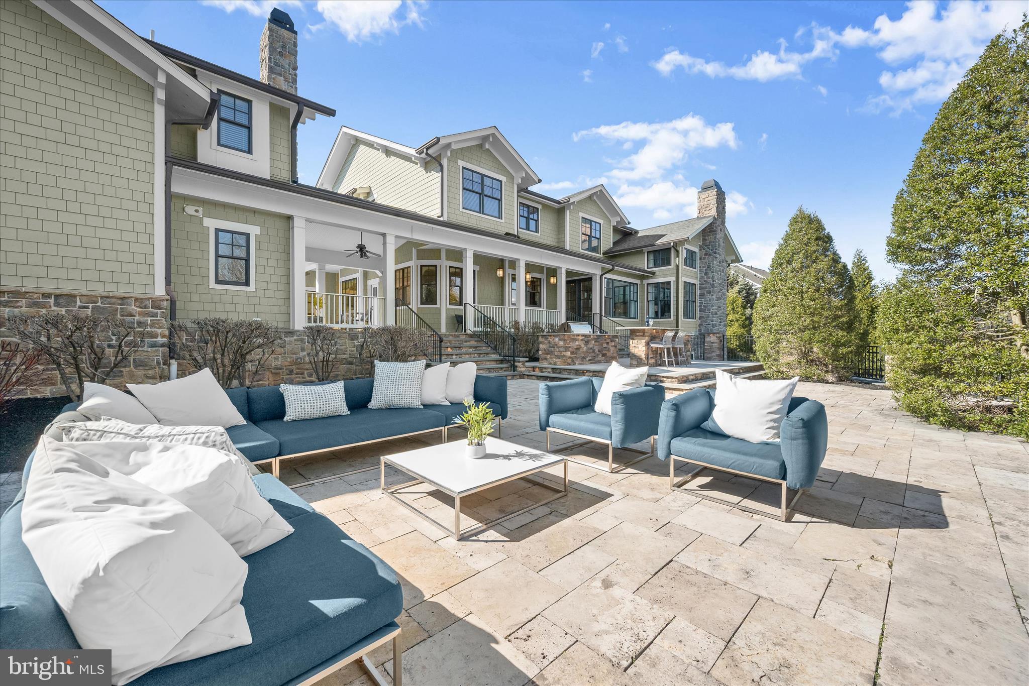 WALNUT GROVE - Residential