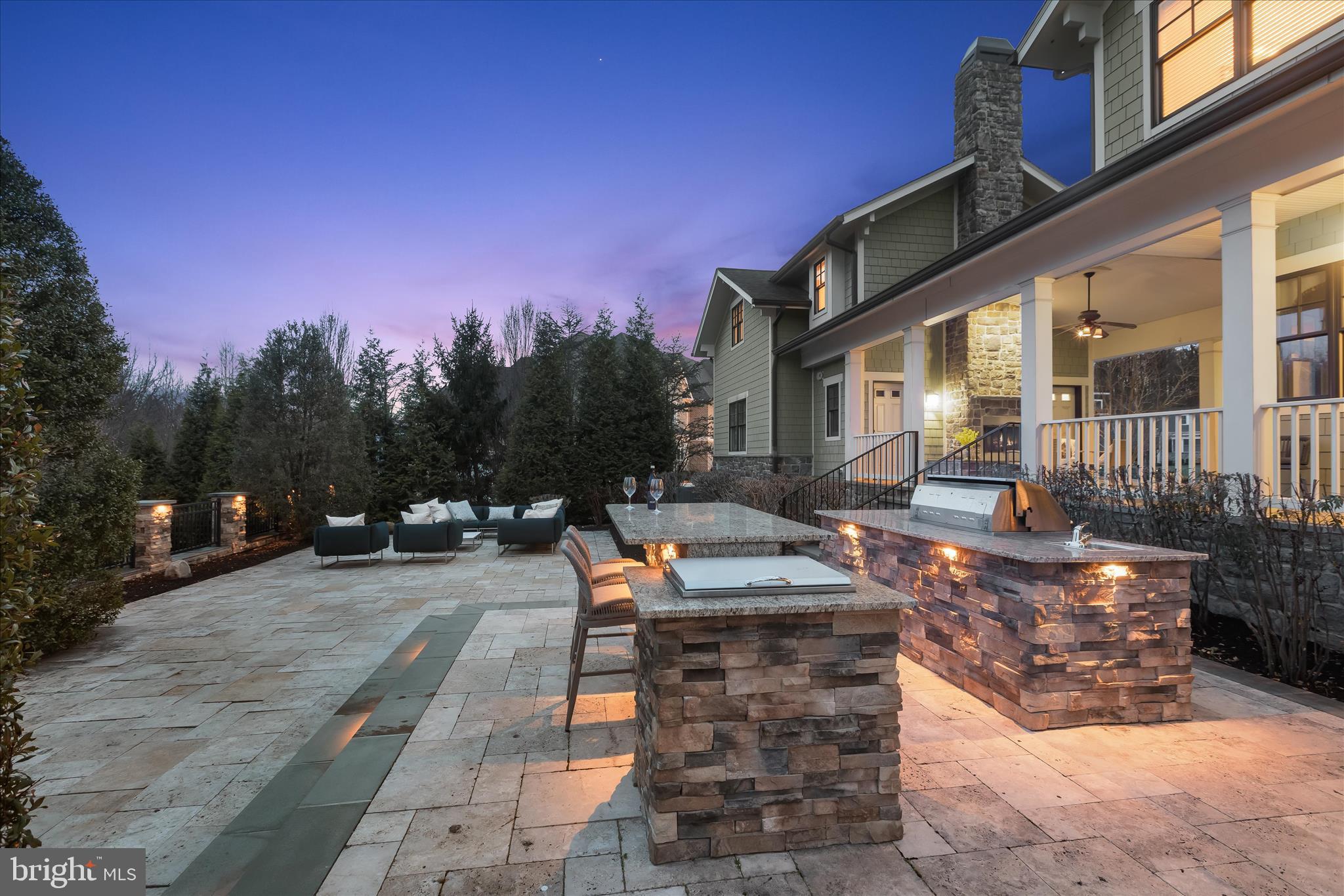 WALNUT GROVE - Residential