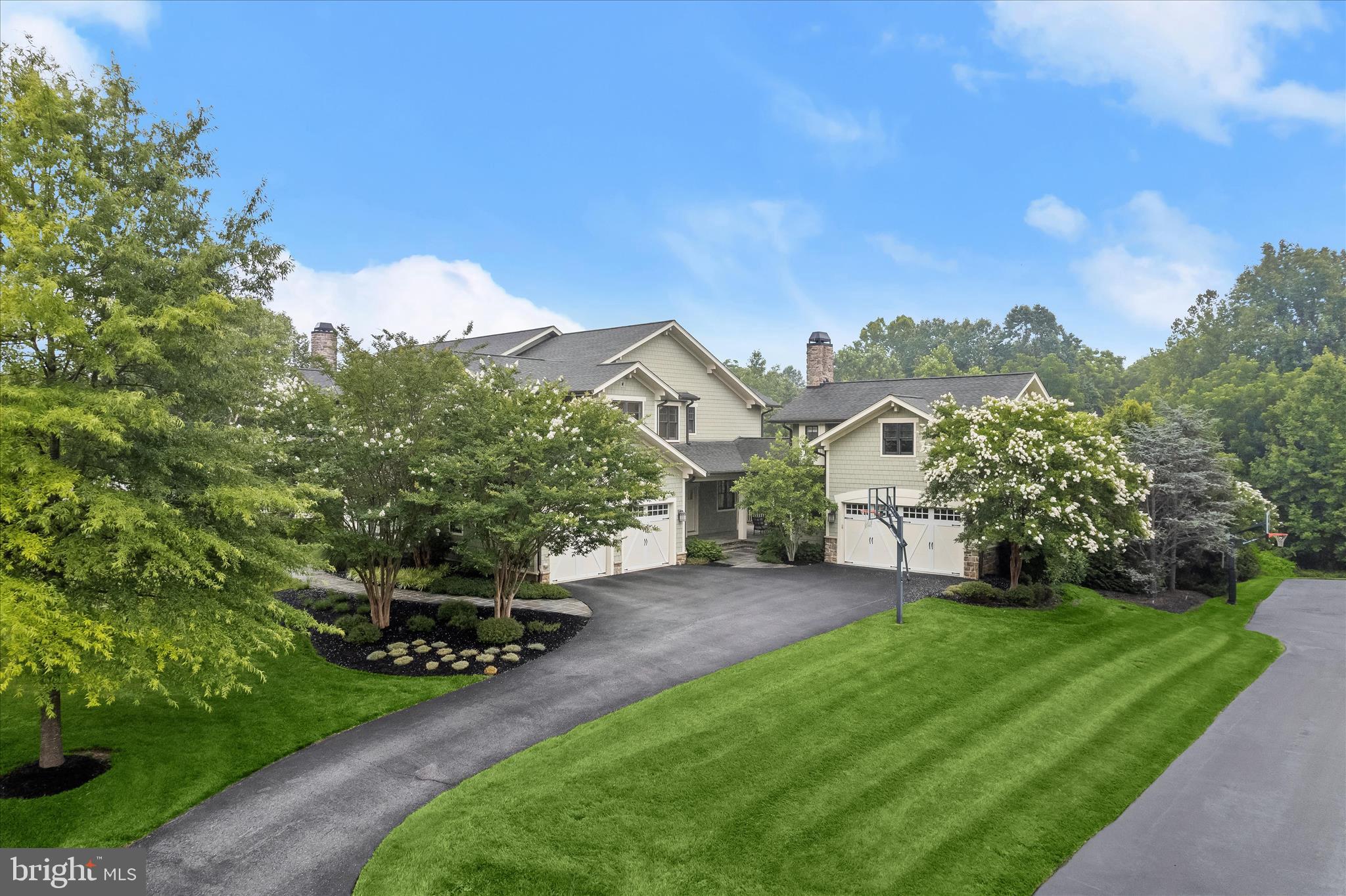 WALNUT GROVE - Residential