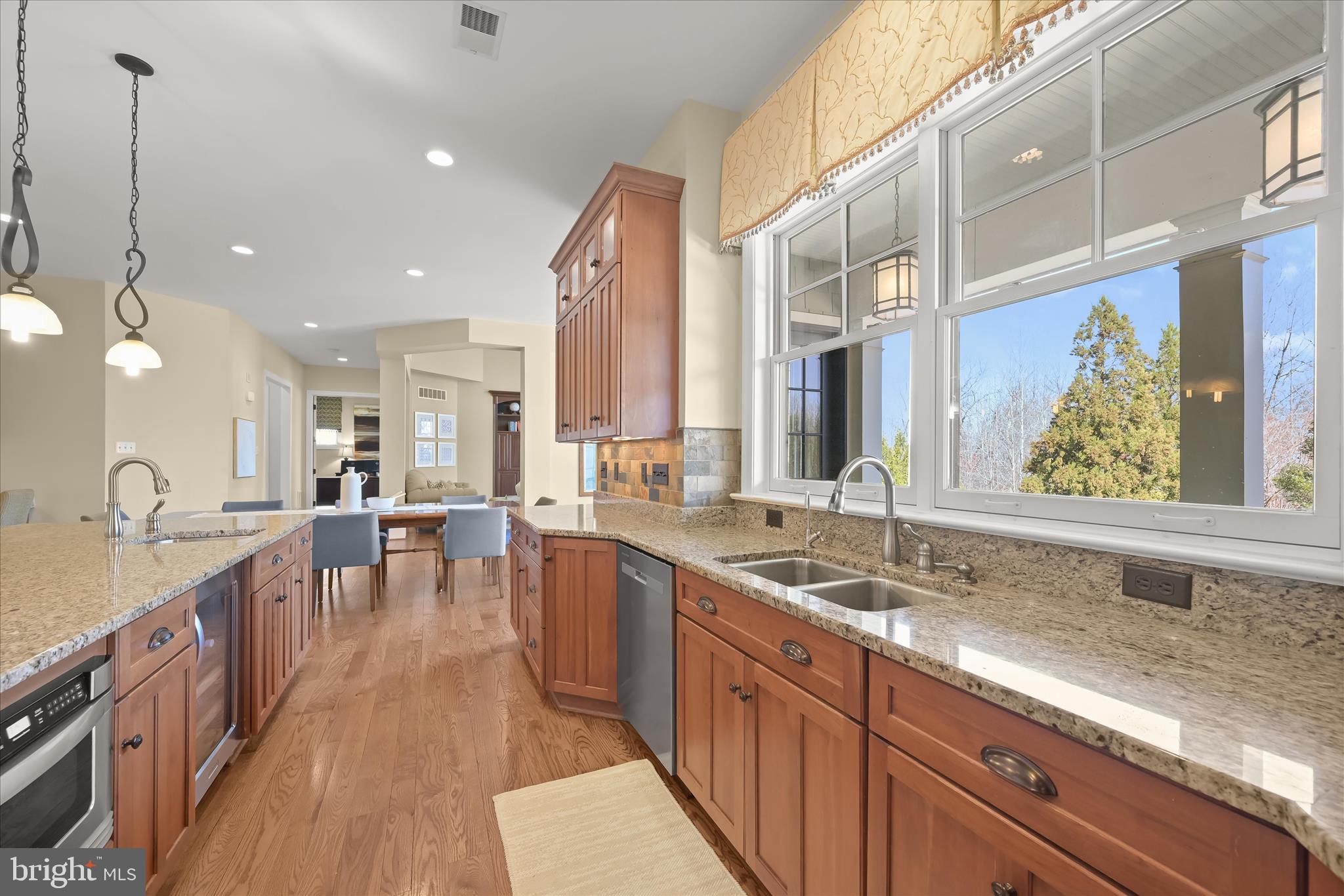 WALNUT GROVE - Residential