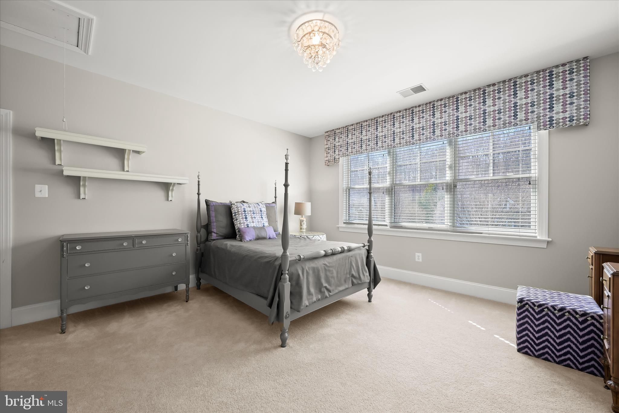 WALNUT GROVE - Residential