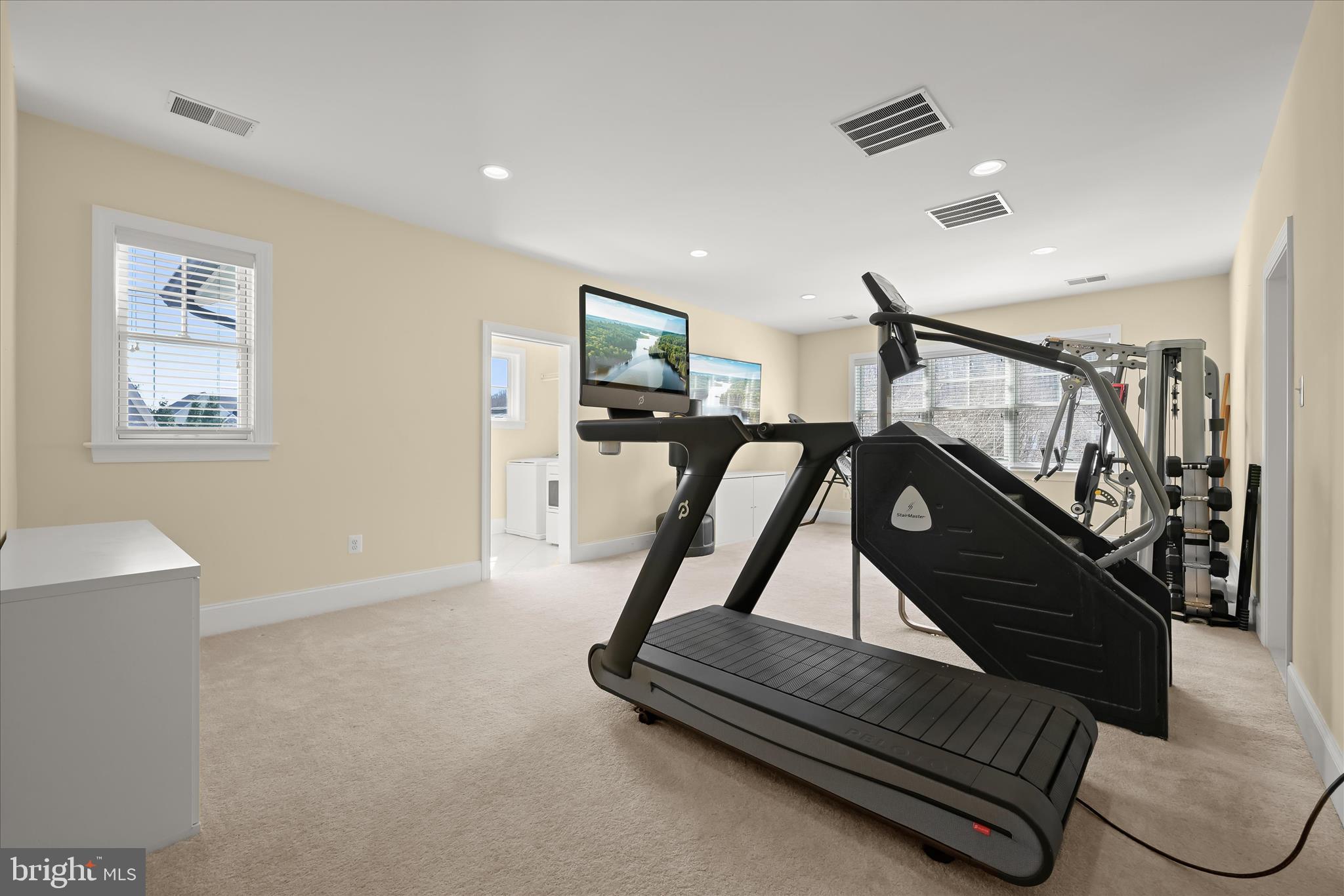 WALNUT GROVE - Residential