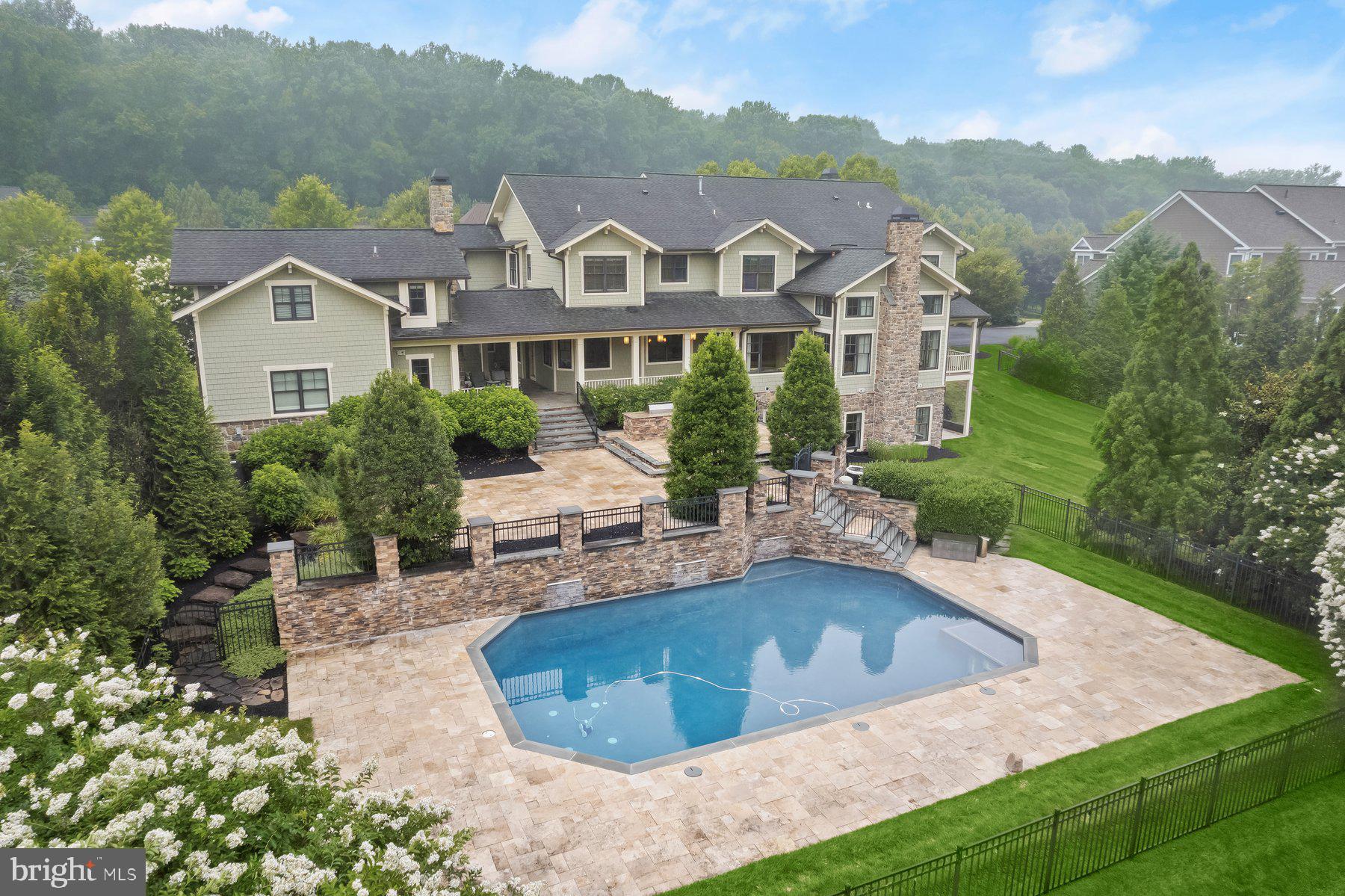 WALNUT GROVE - Residential