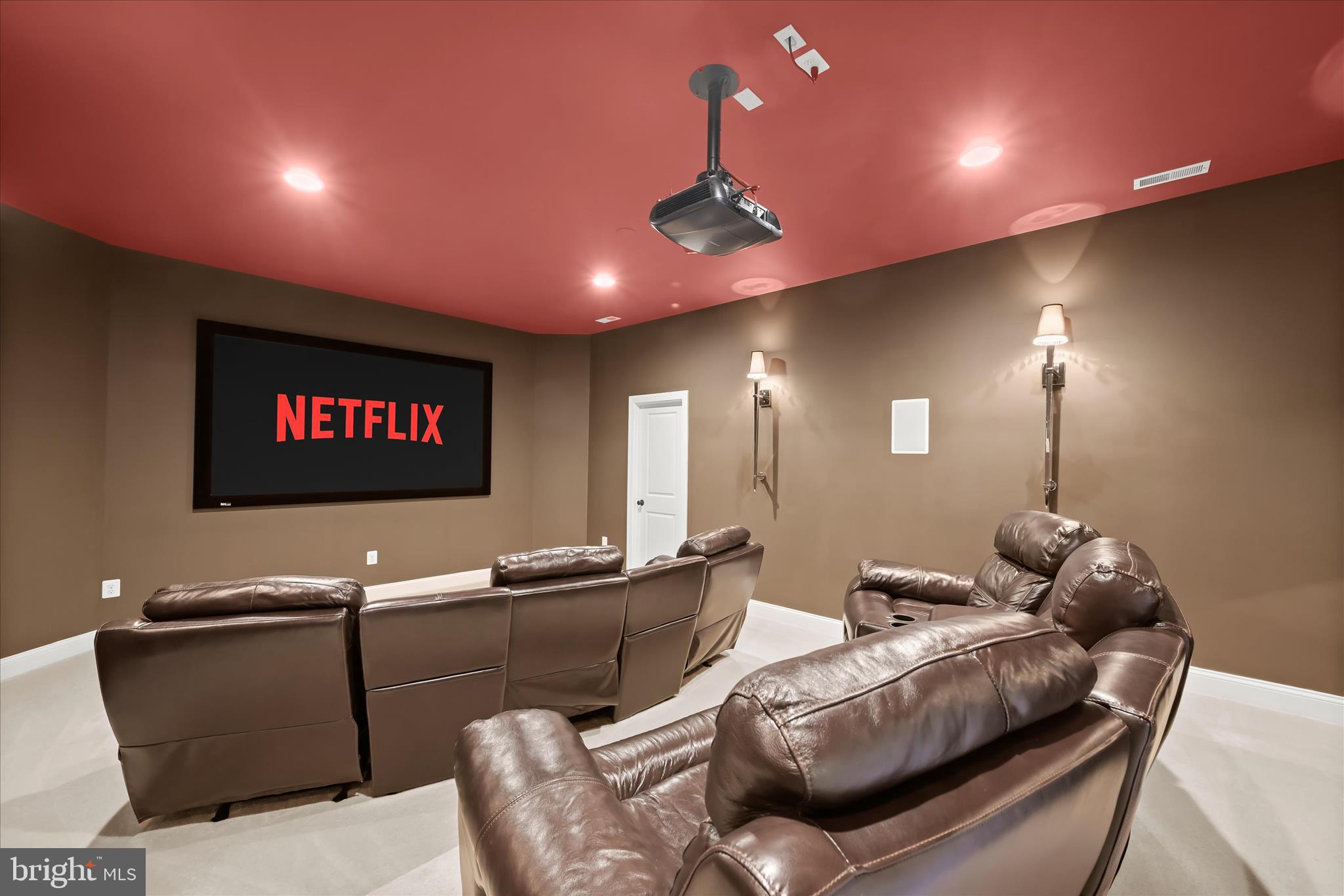 WALNUT GROVE - Residential