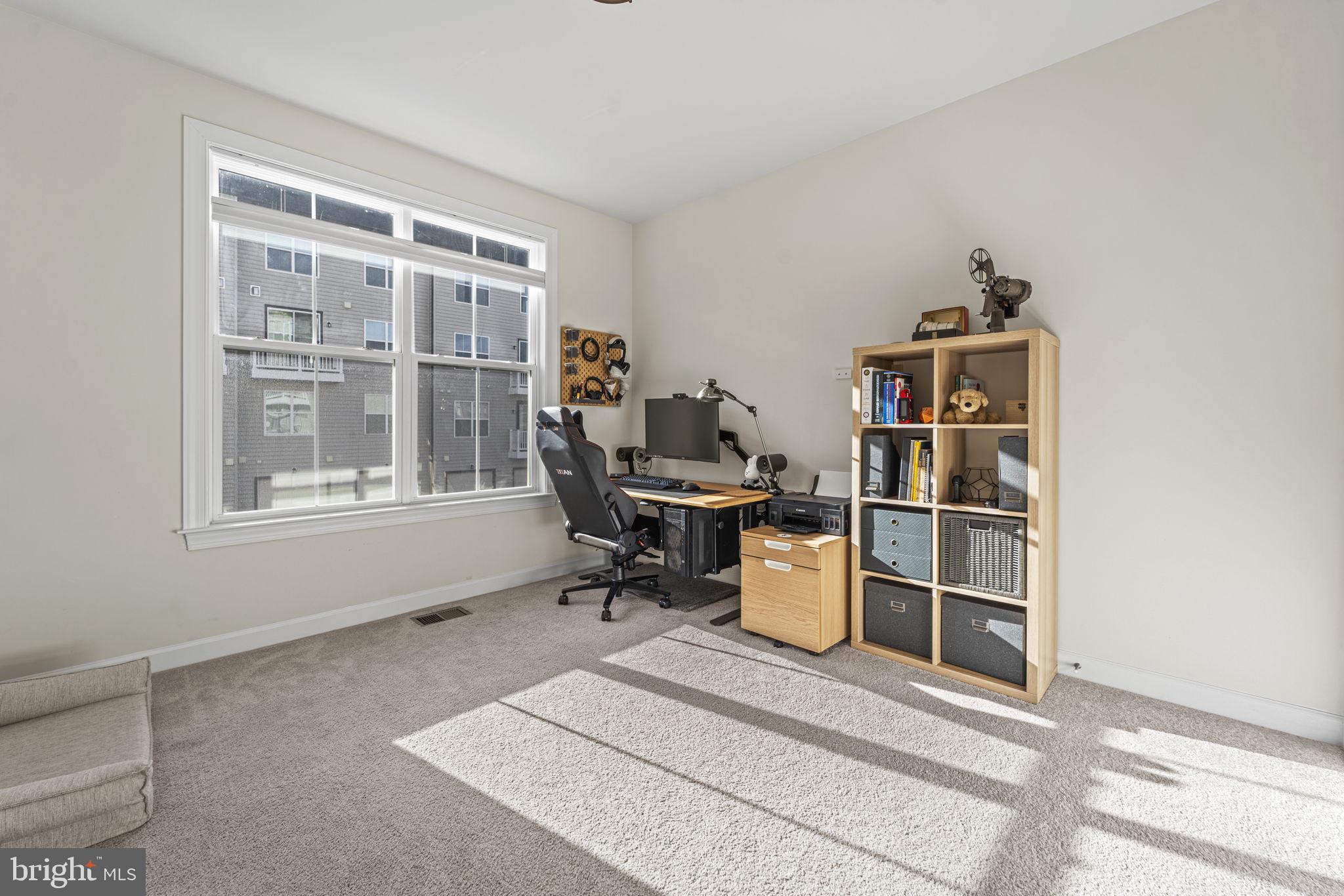 THE TOWNS AT PENDER OAKS - Residential Lease