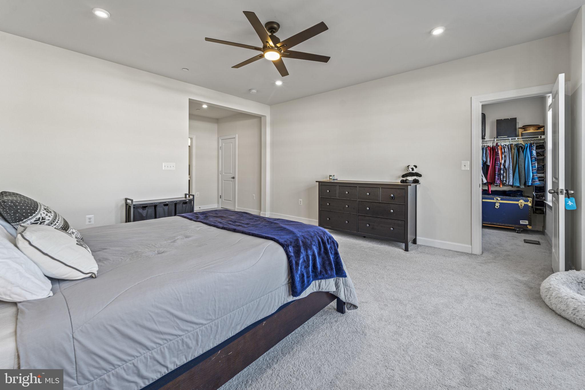 THE TOWNS AT PENDER OAKS - Residential Lease