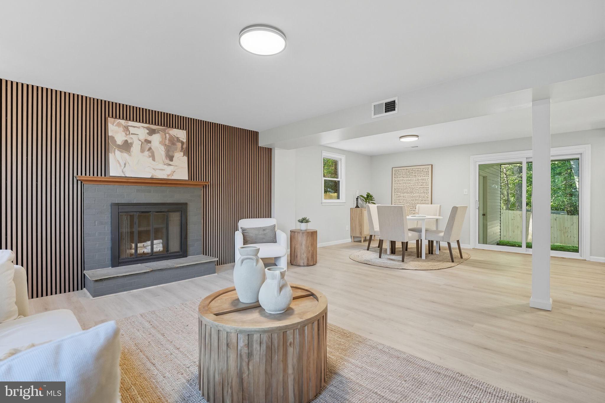 WILLOW WOODS - Residential Lease