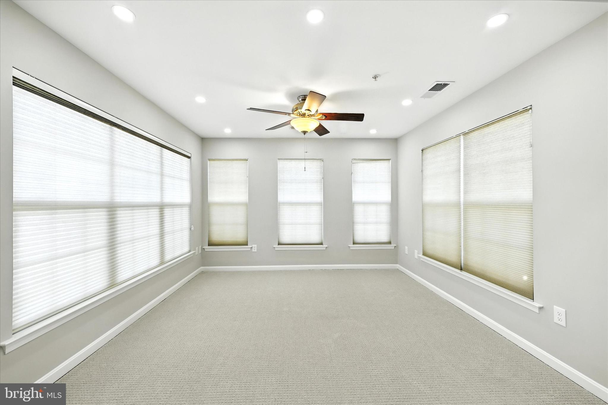 EMERSON - Residential