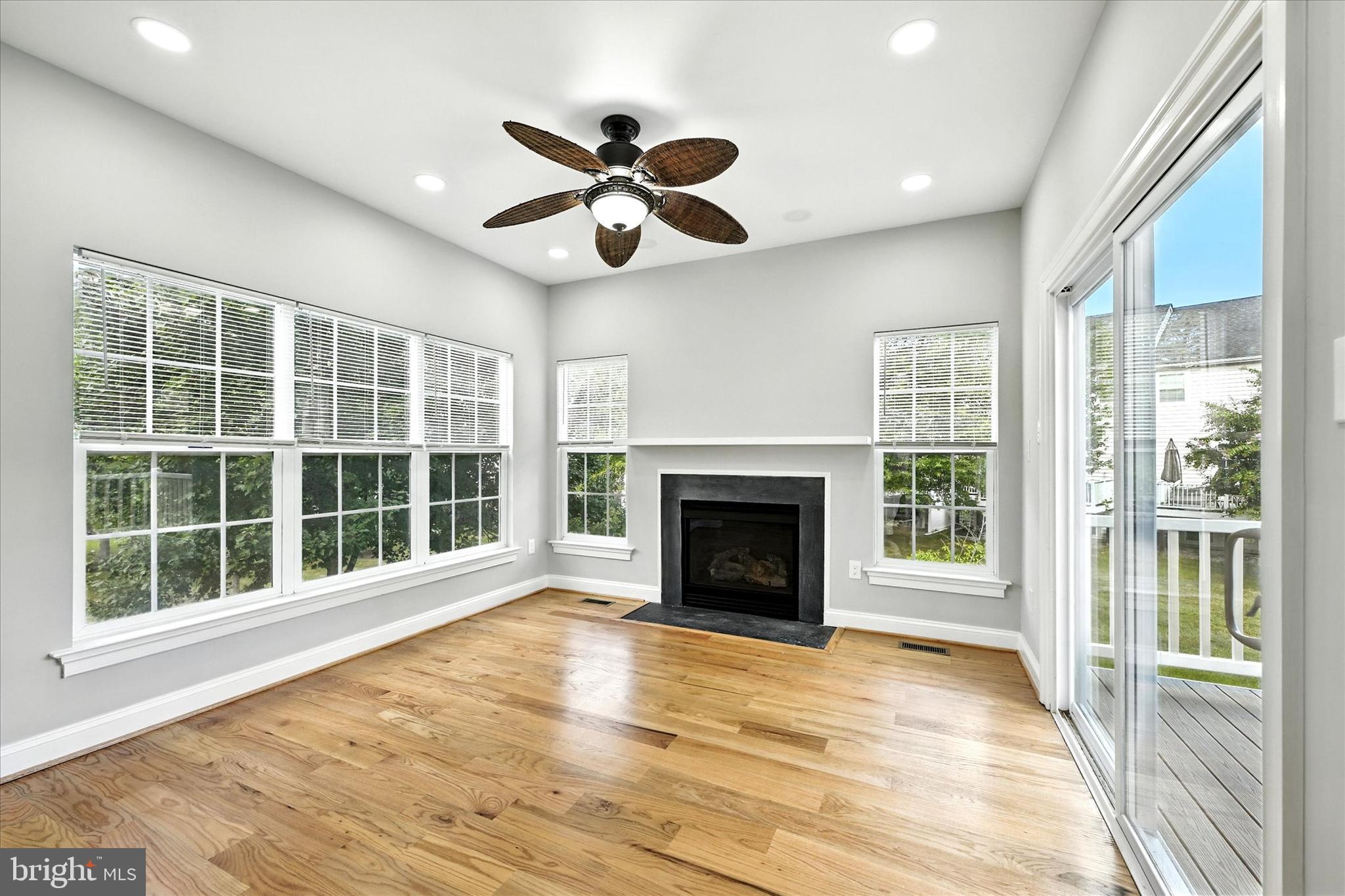 EMERSON - Residential