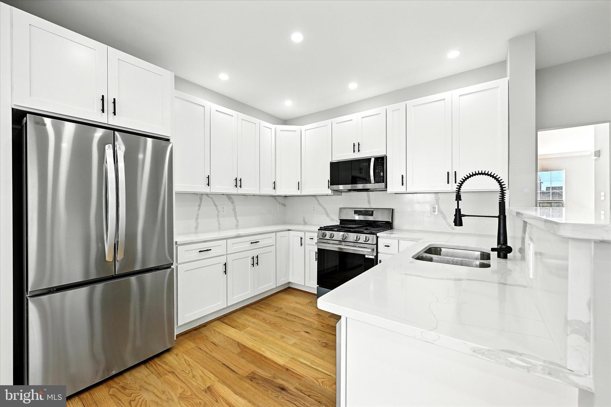 EMERSON - Residential