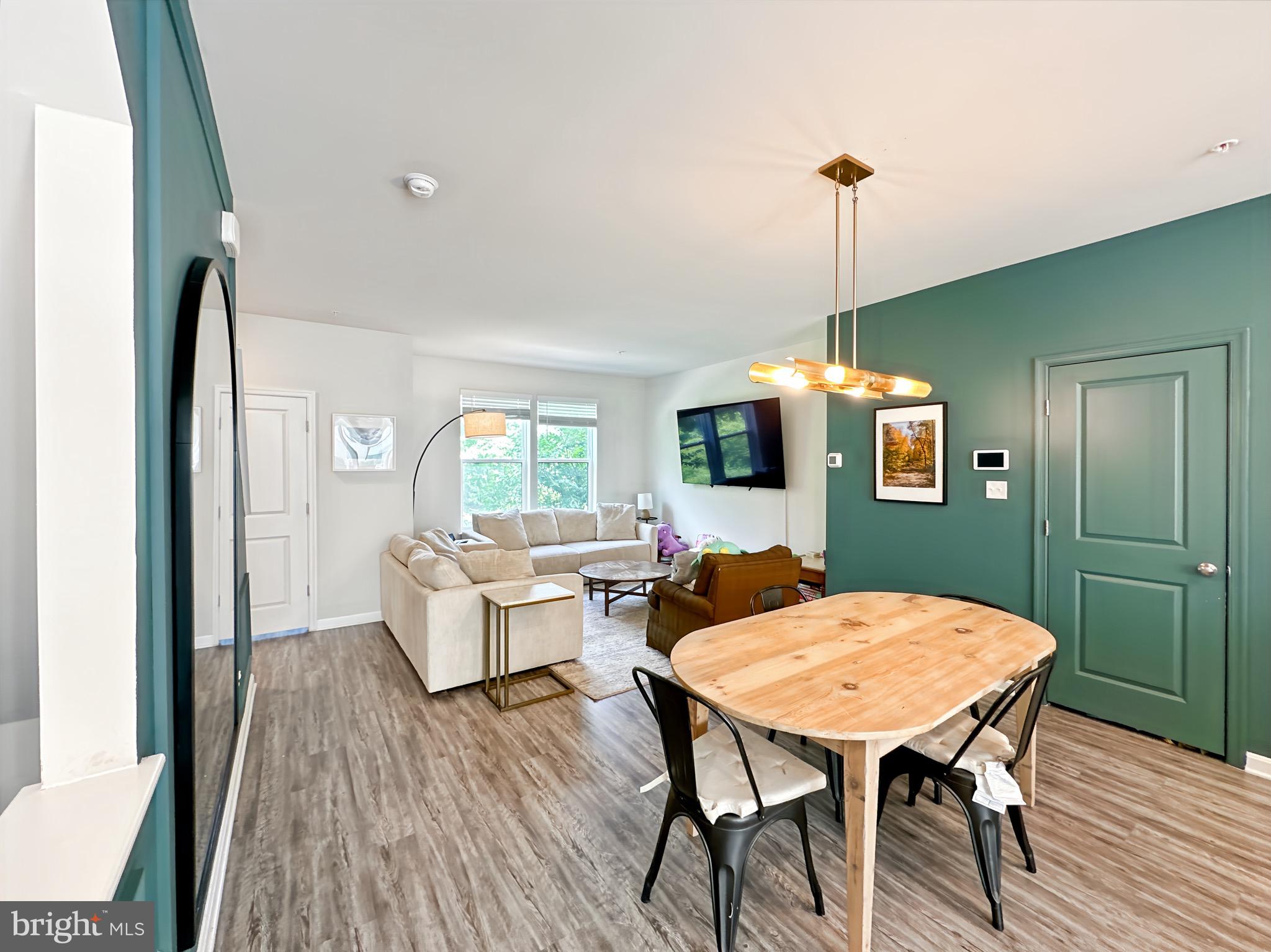 MEDFIELD - Residential Lease