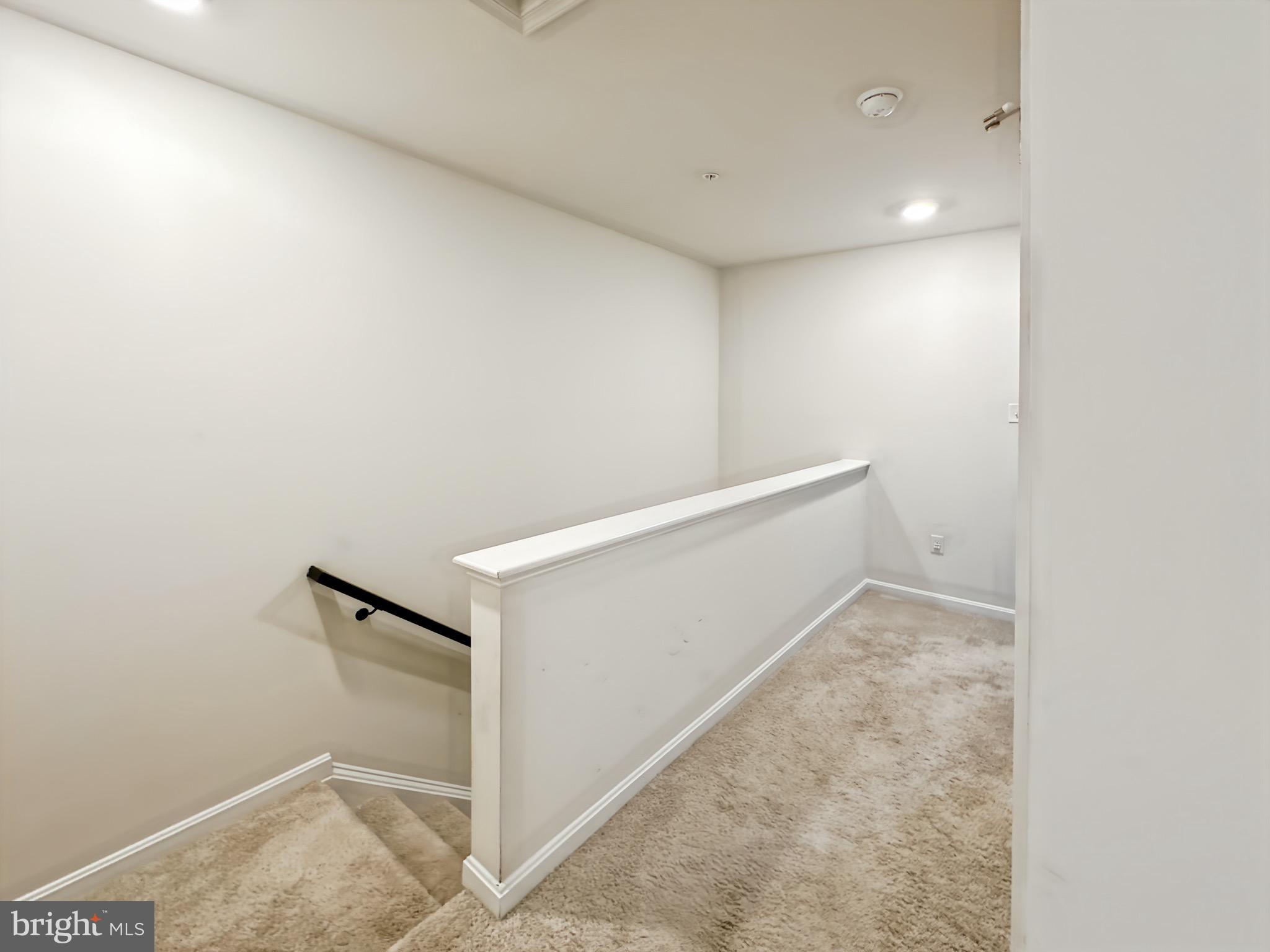 MEDFIELD - Residential Lease