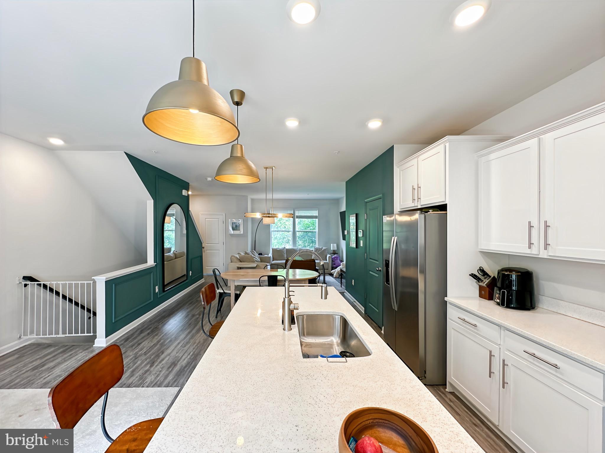MEDFIELD - Residential Lease