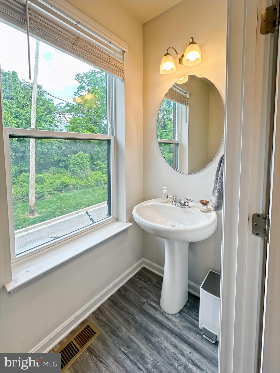 MEDFIELD - Residential Lease