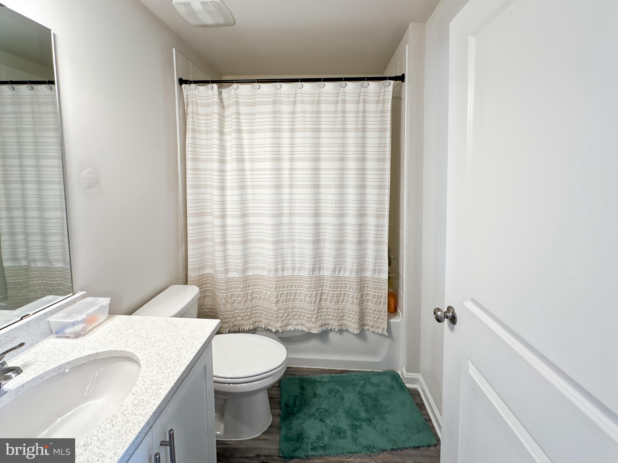 MEDFIELD - Residential Lease