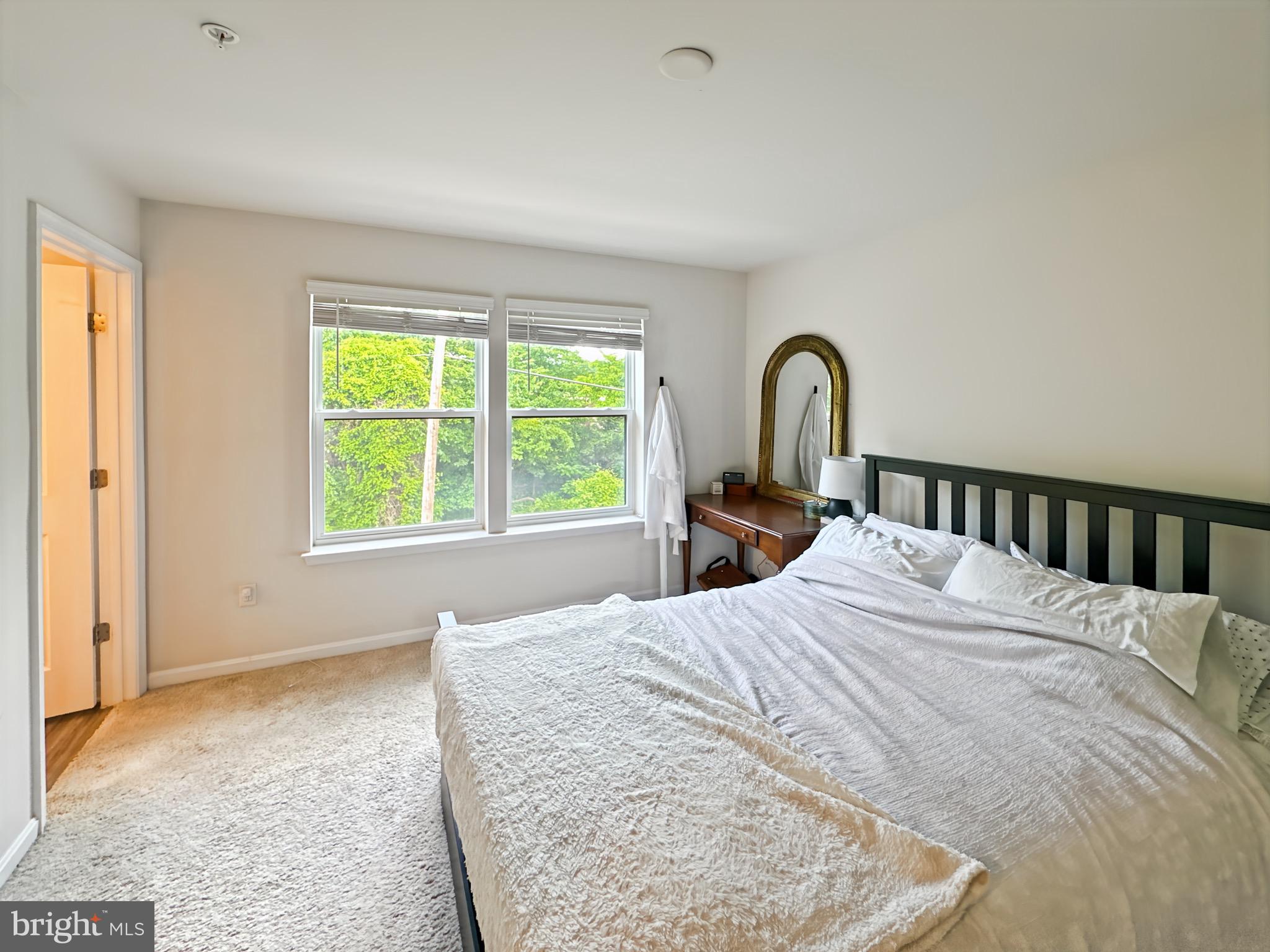 MEDFIELD - Residential Lease