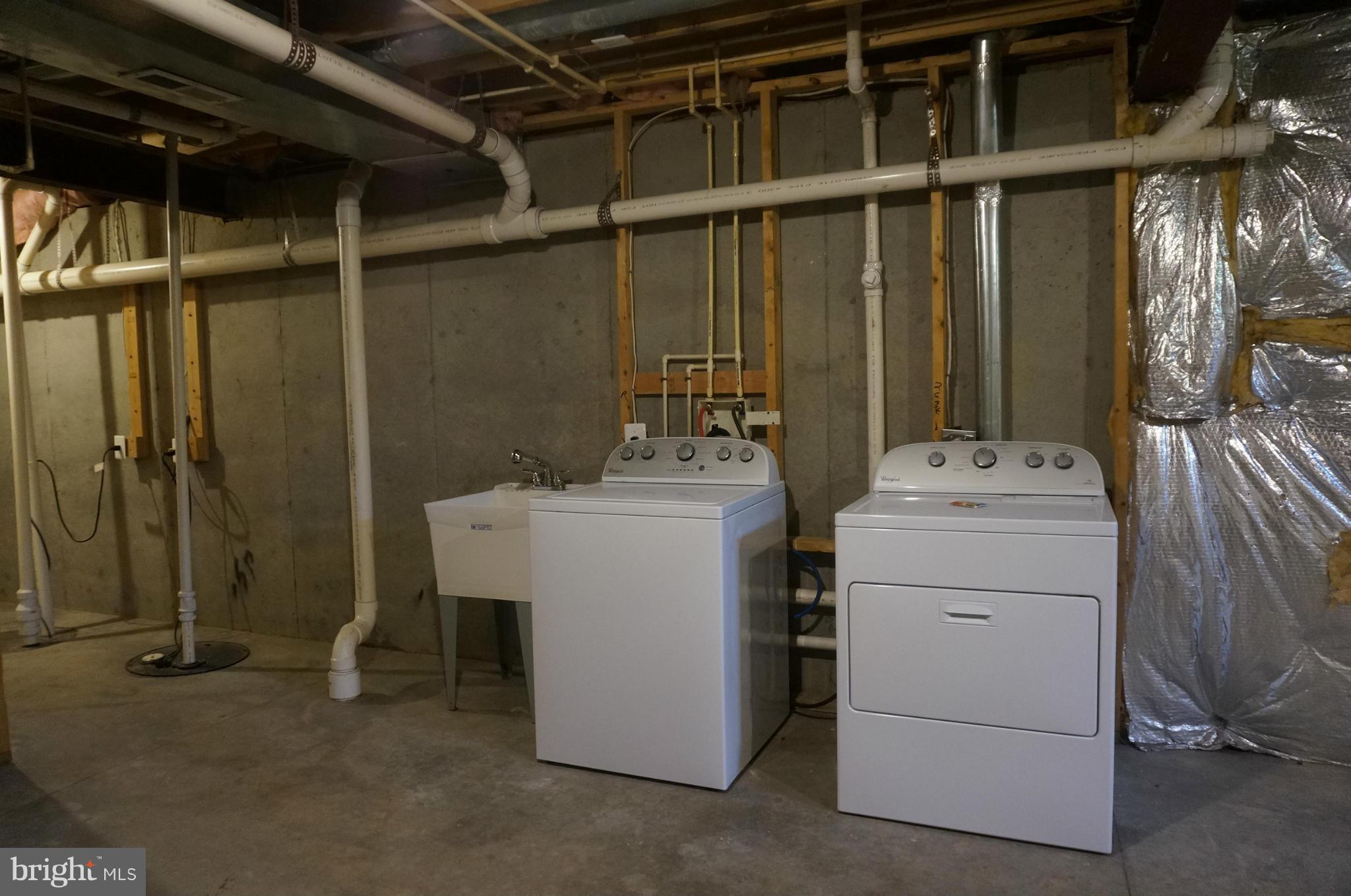 HAMPTONS OF BRIGHTWOOD - Residential