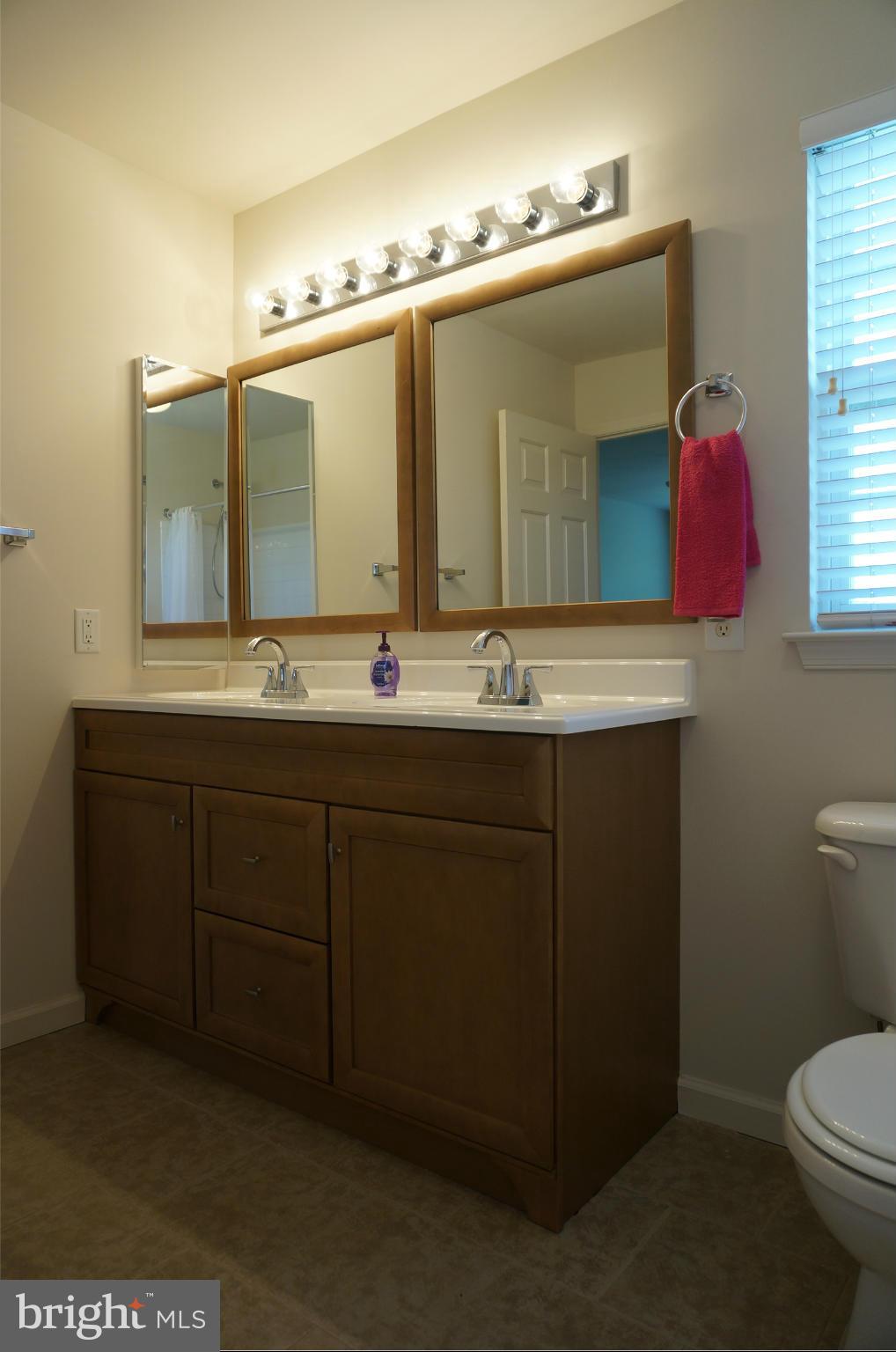 HAMPTONS OF BRIGHTWOOD - Residential