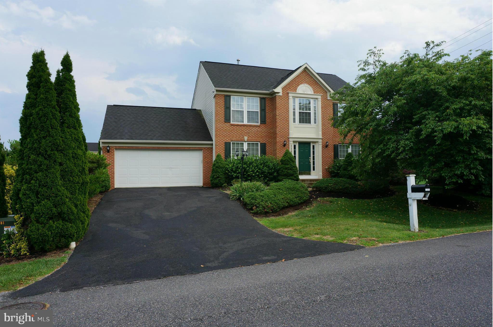 HAMPTONS OF BRIGHTWOOD - Residential