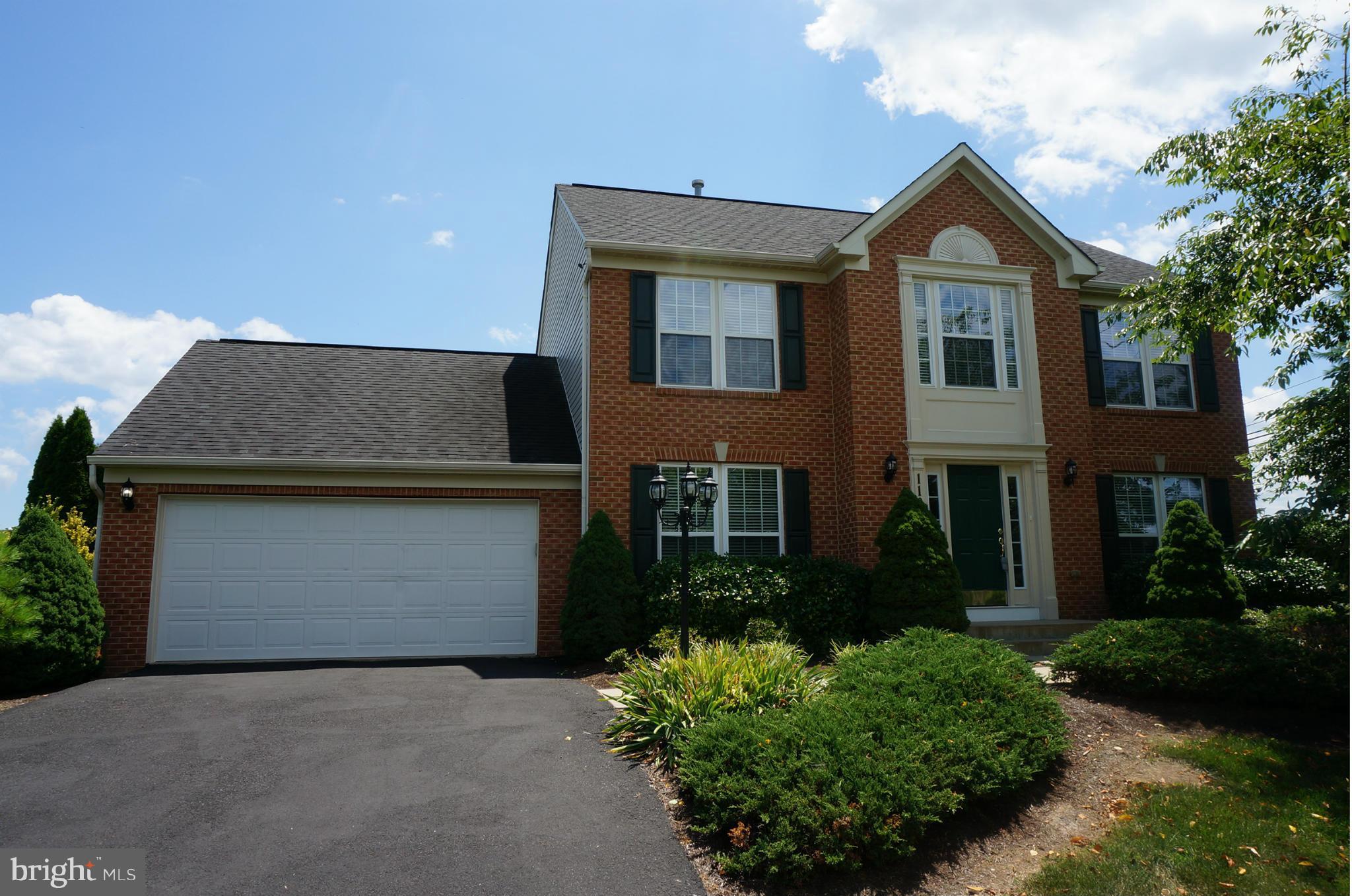 HAMPTONS OF BRIGHTWOOD - Residential