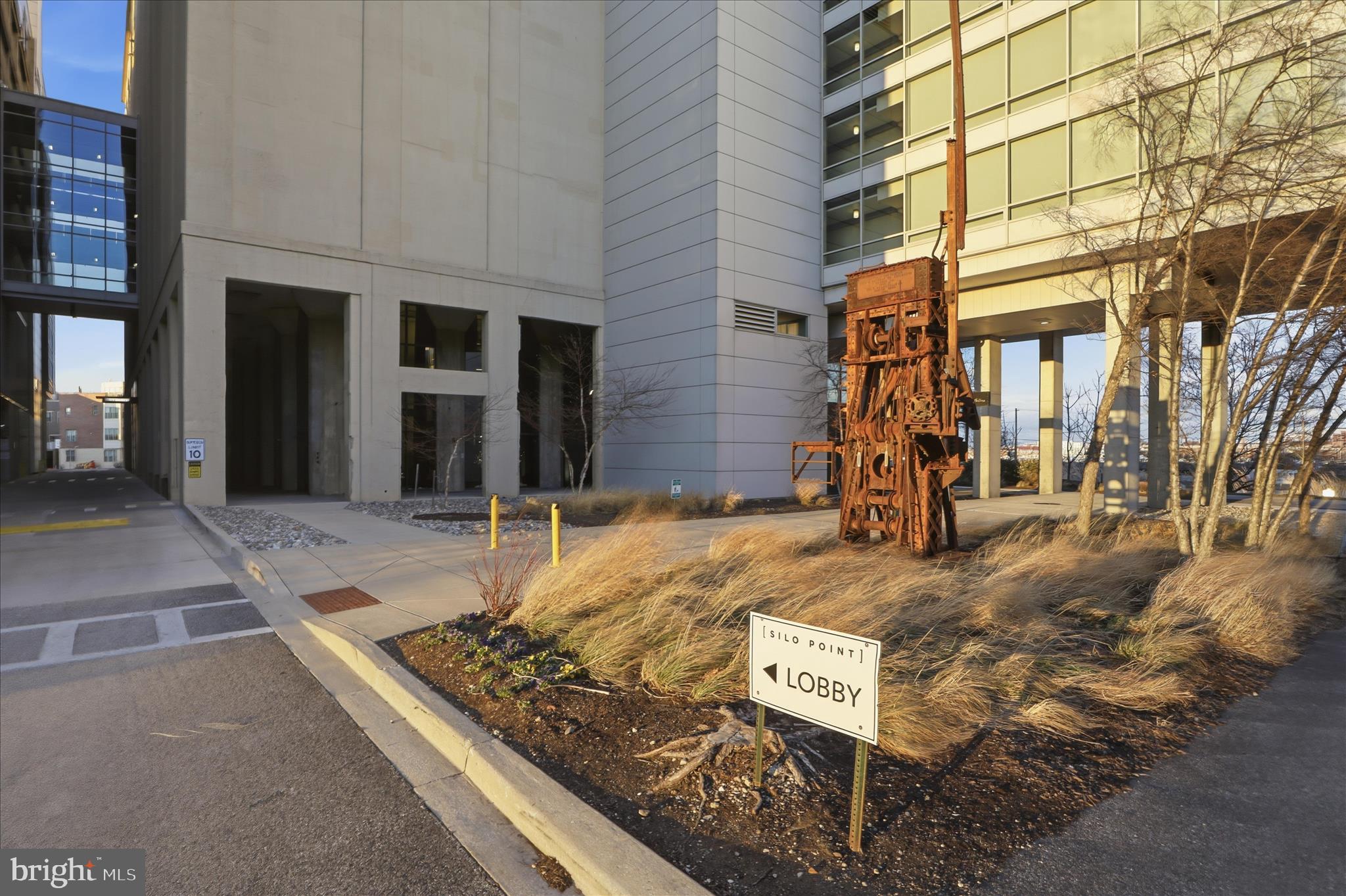 LOCUST POINT - Residential