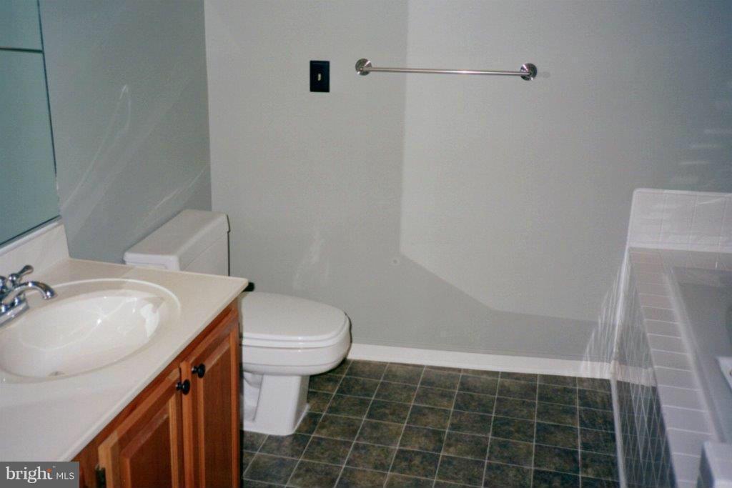 OWENS LANDING - Residential Lease