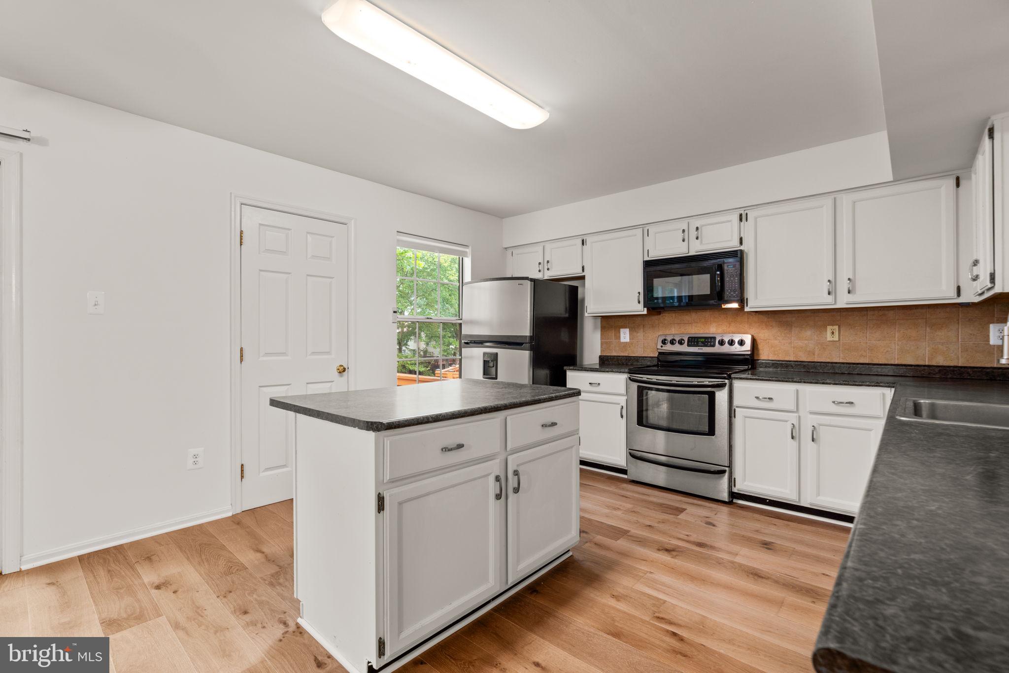 VILLAGE OF DORSEY SEARCH - Residential