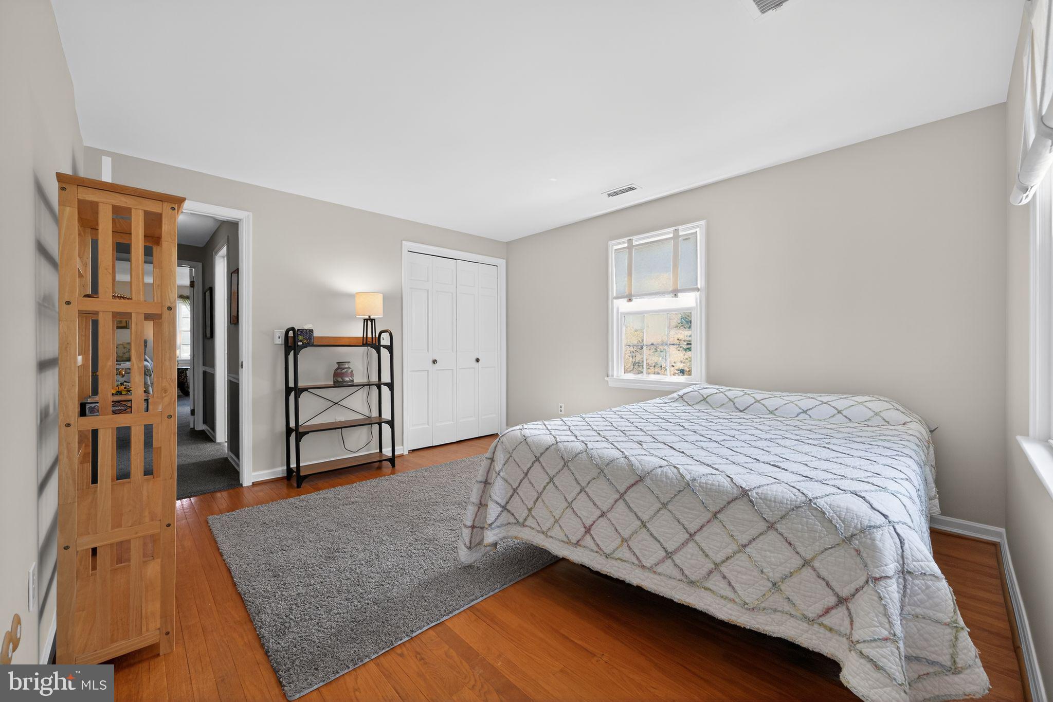 MEADOWBROOK - Residential