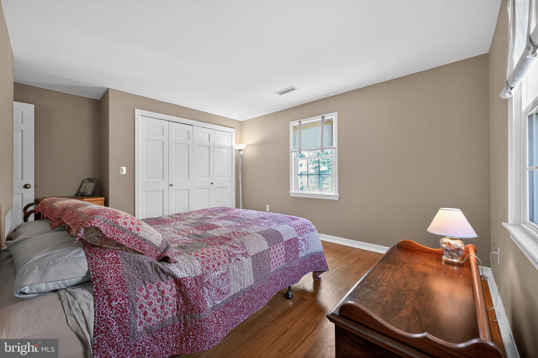 MEADOWBROOK - Residential