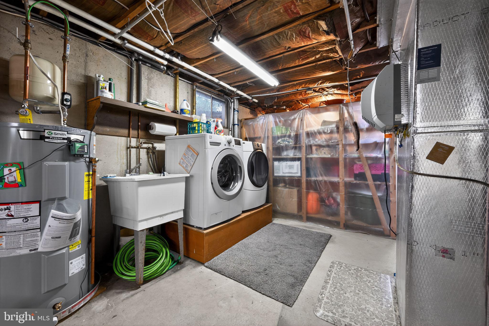 MEADOWBROOK - Residential