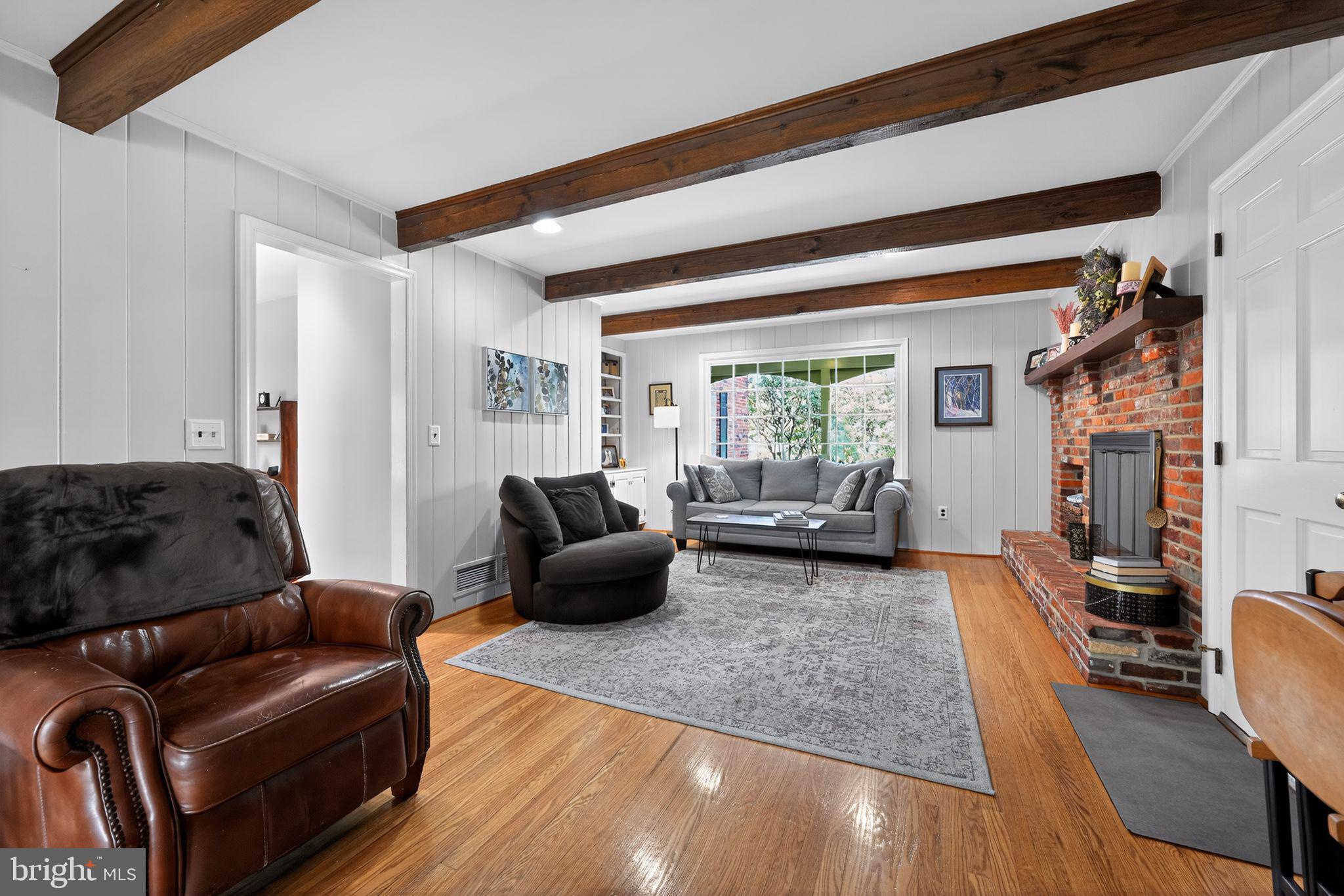 MEADOWBROOK - Residential