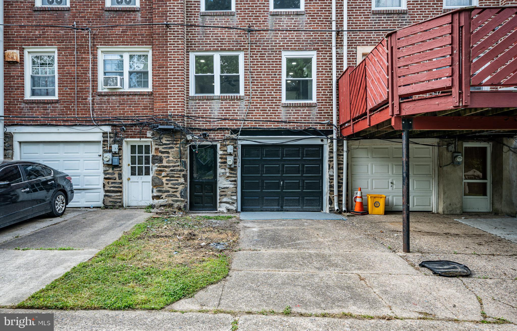 BRIARCLIFF - Residential