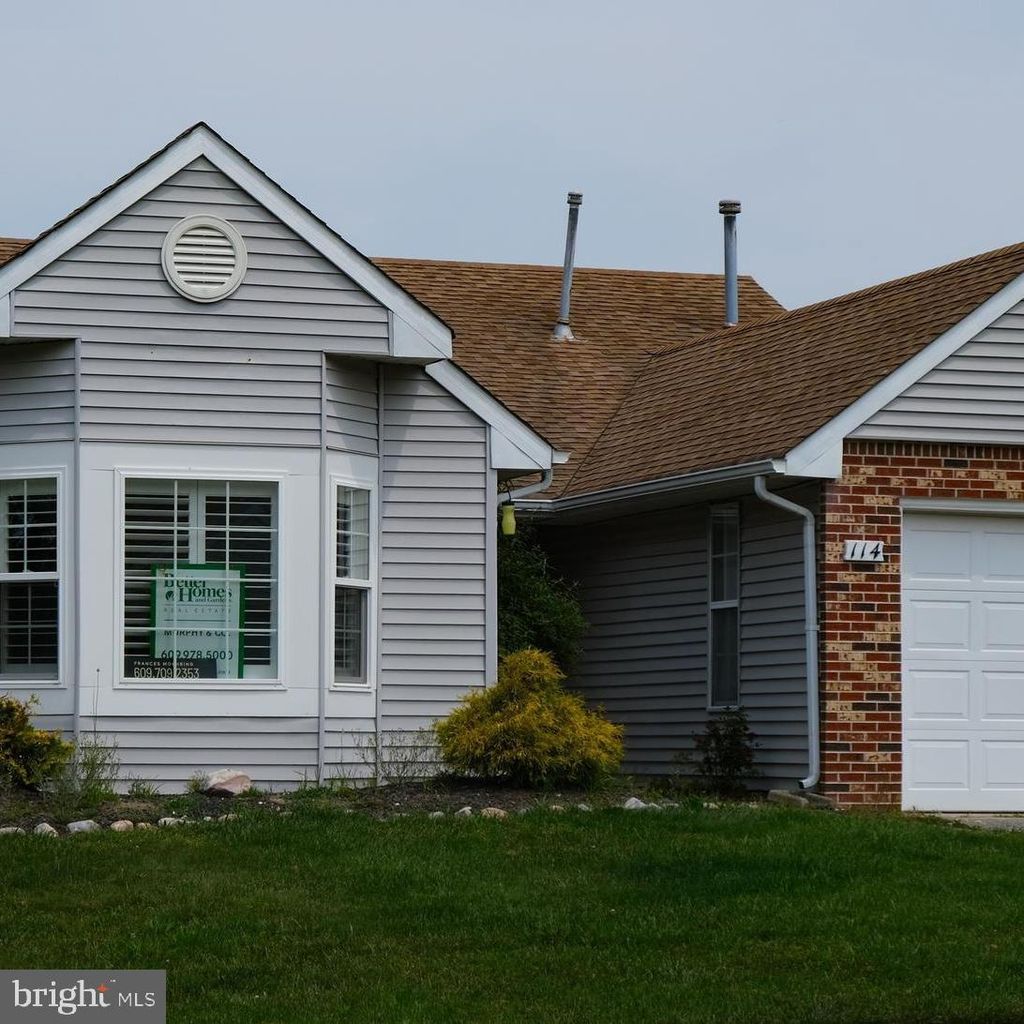 Photo of 114 Mohican Lane, TUCKERTON, NJ 08087 (MLS # NJOC2040316)