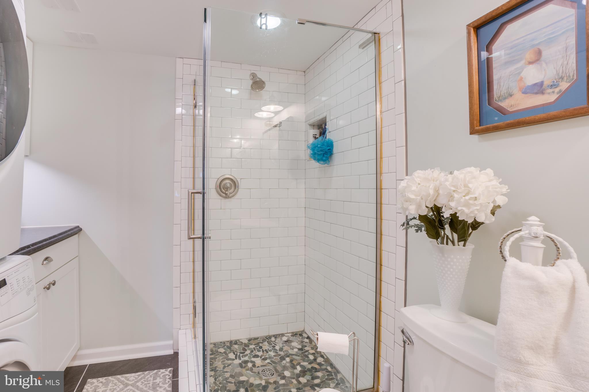 STONEYBROOKE - Residential