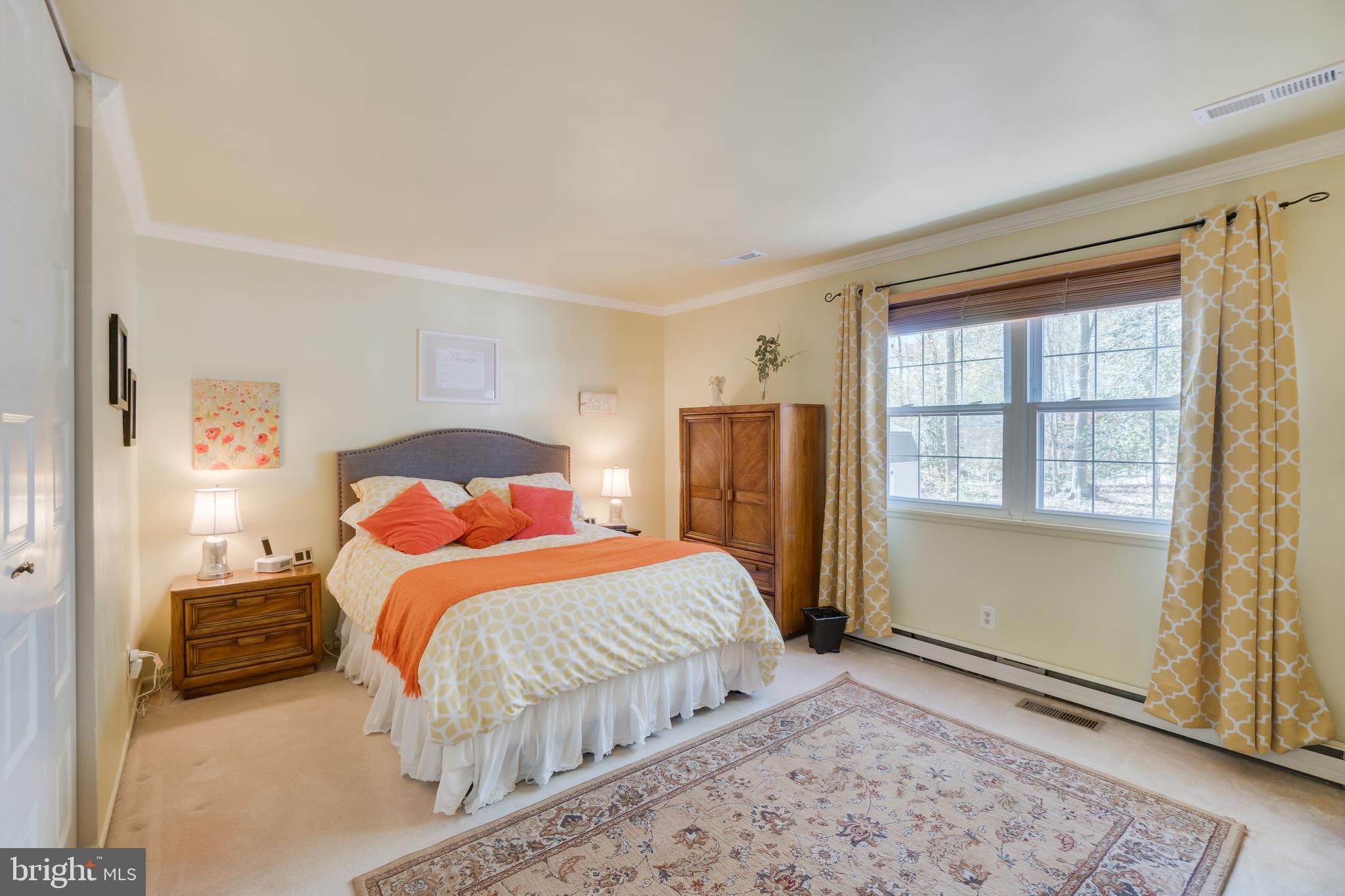 STONEYBROOKE - Residential