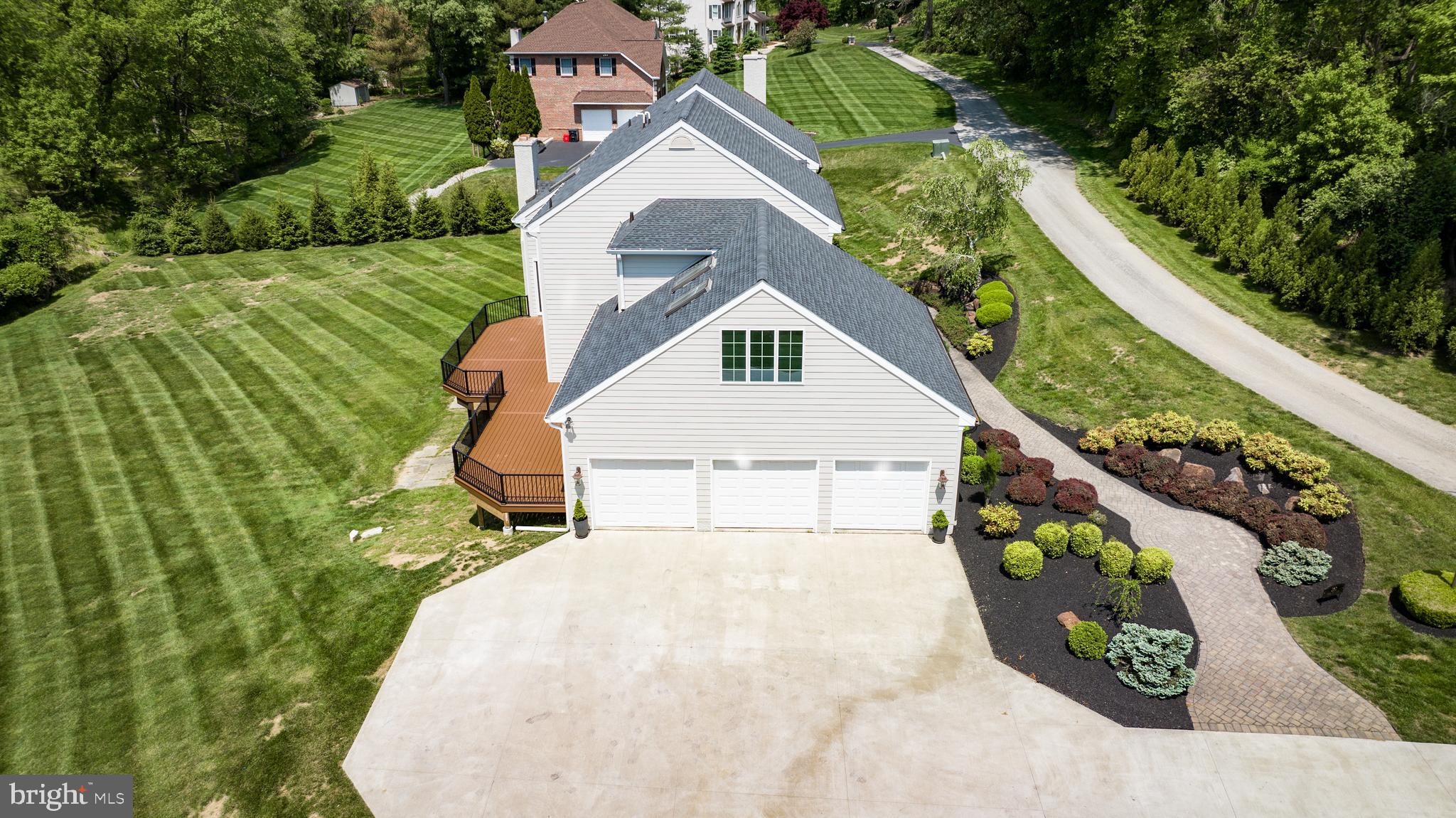 THE MOORS AT RADLEYR - Residential