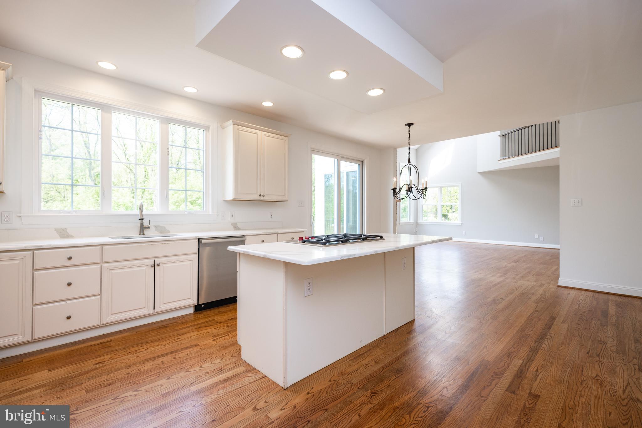 THE MOORS AT RADLEYR - Residential